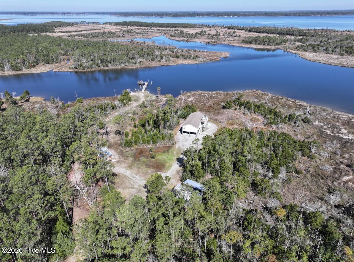 7569 Florence Road,Merritt