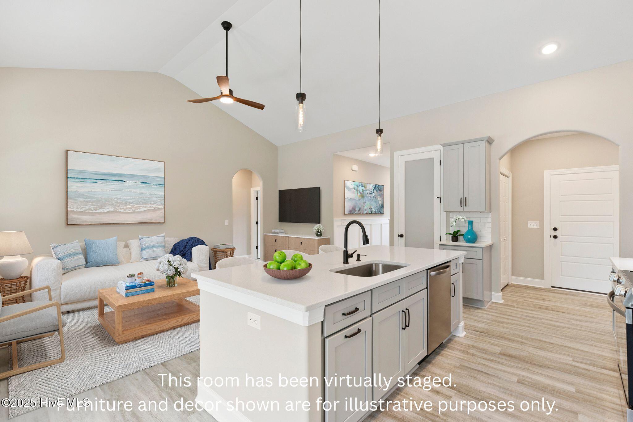 100524111 | Photo 23