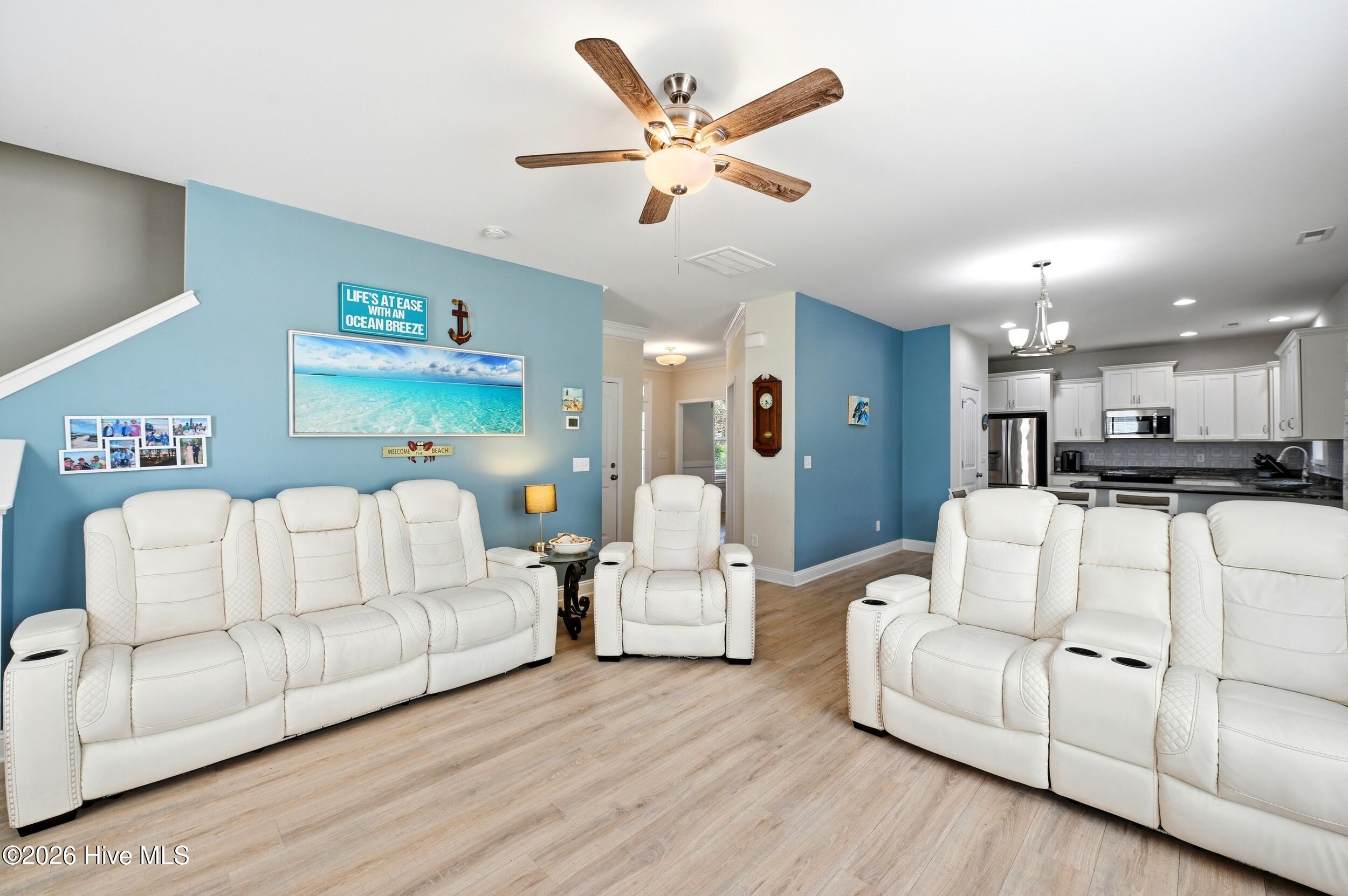 100567137 | Photo 10