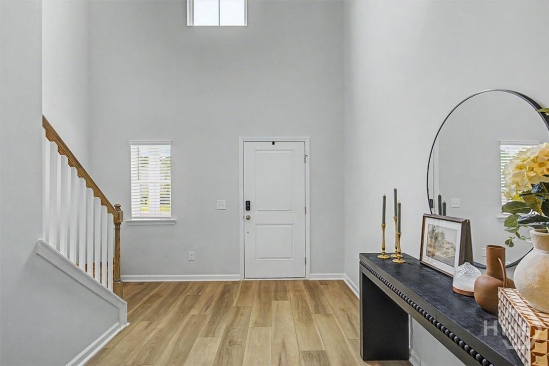 Entry Foyer - vaulted ceilings
