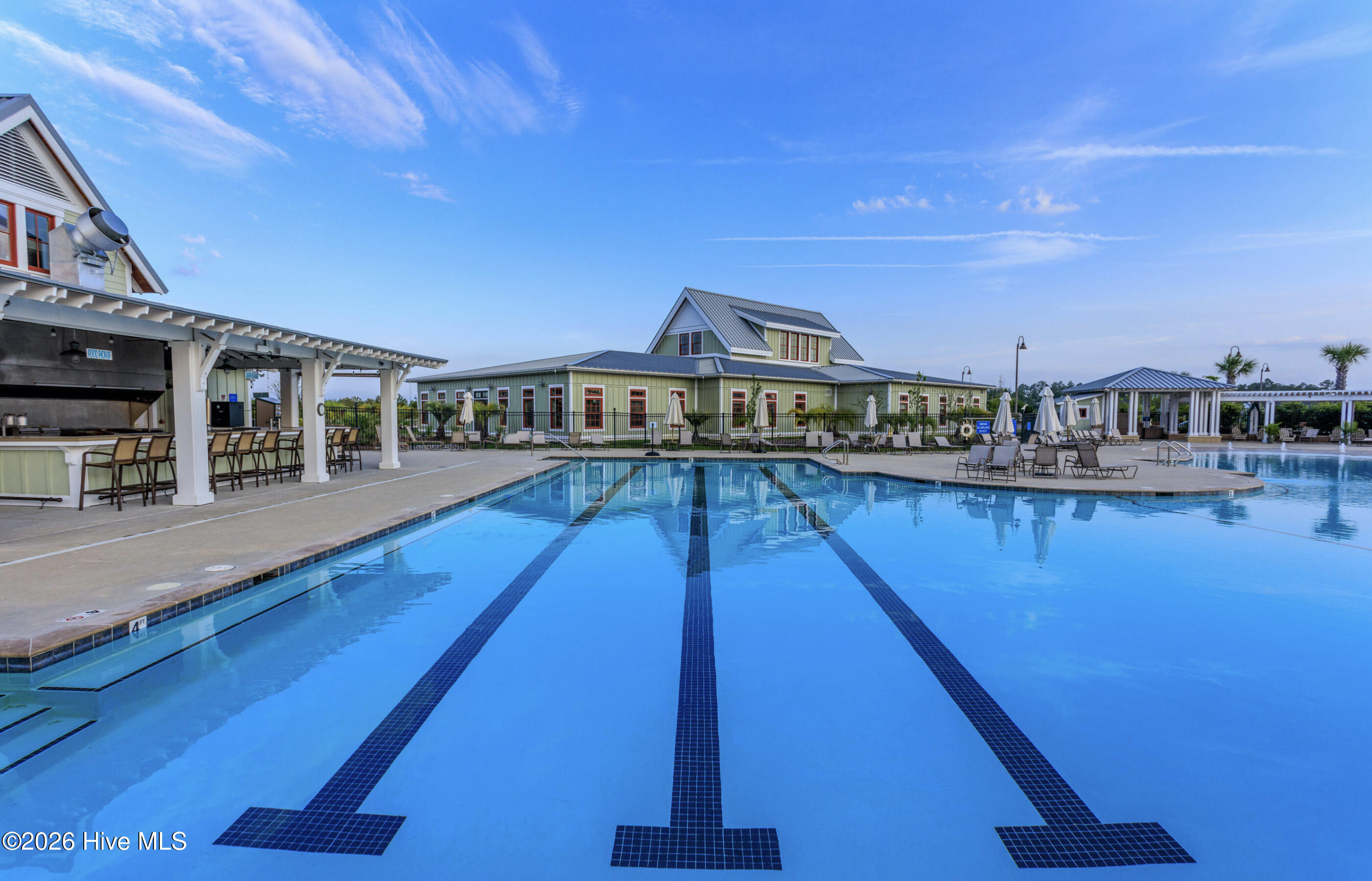 100562563 | Photo 55