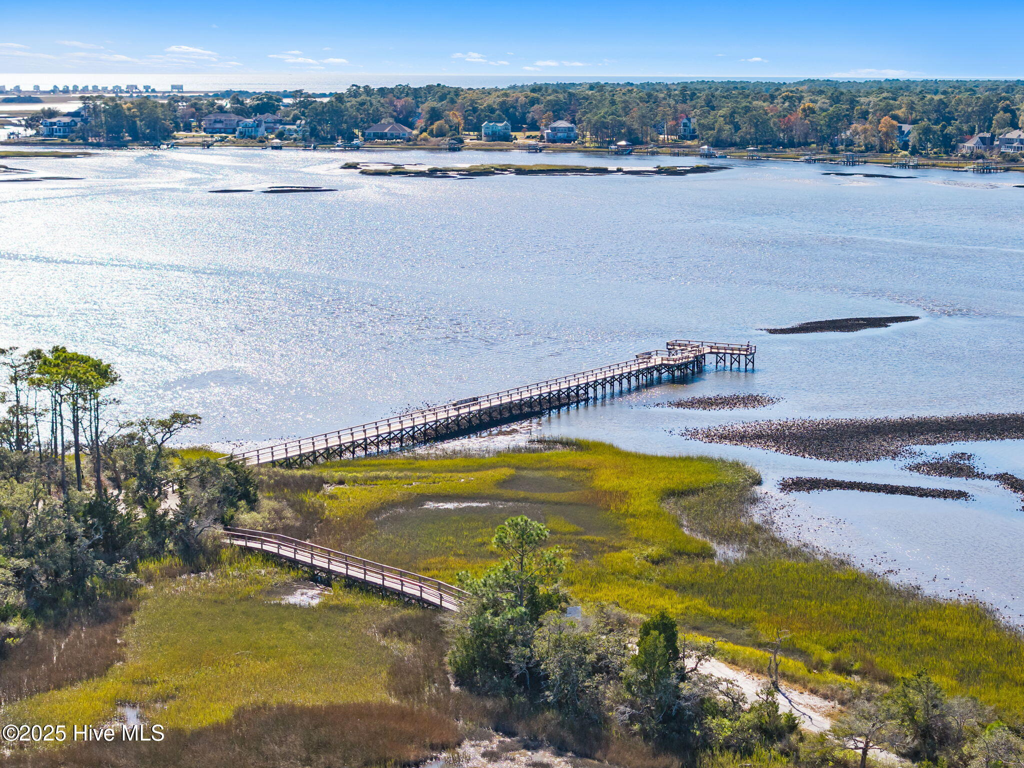 100540561 | Photo 14