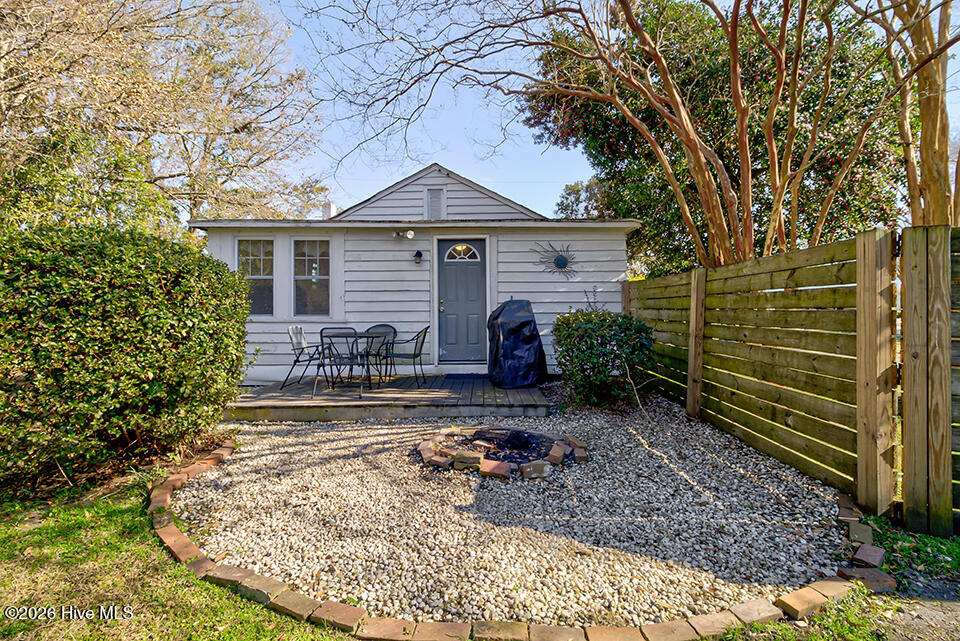 100550218 | Photo 23