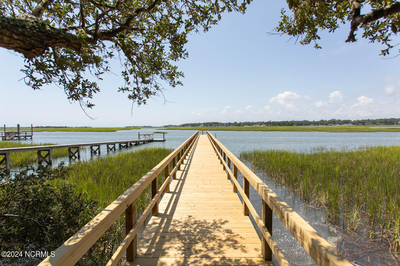 100560630 | Photo 49