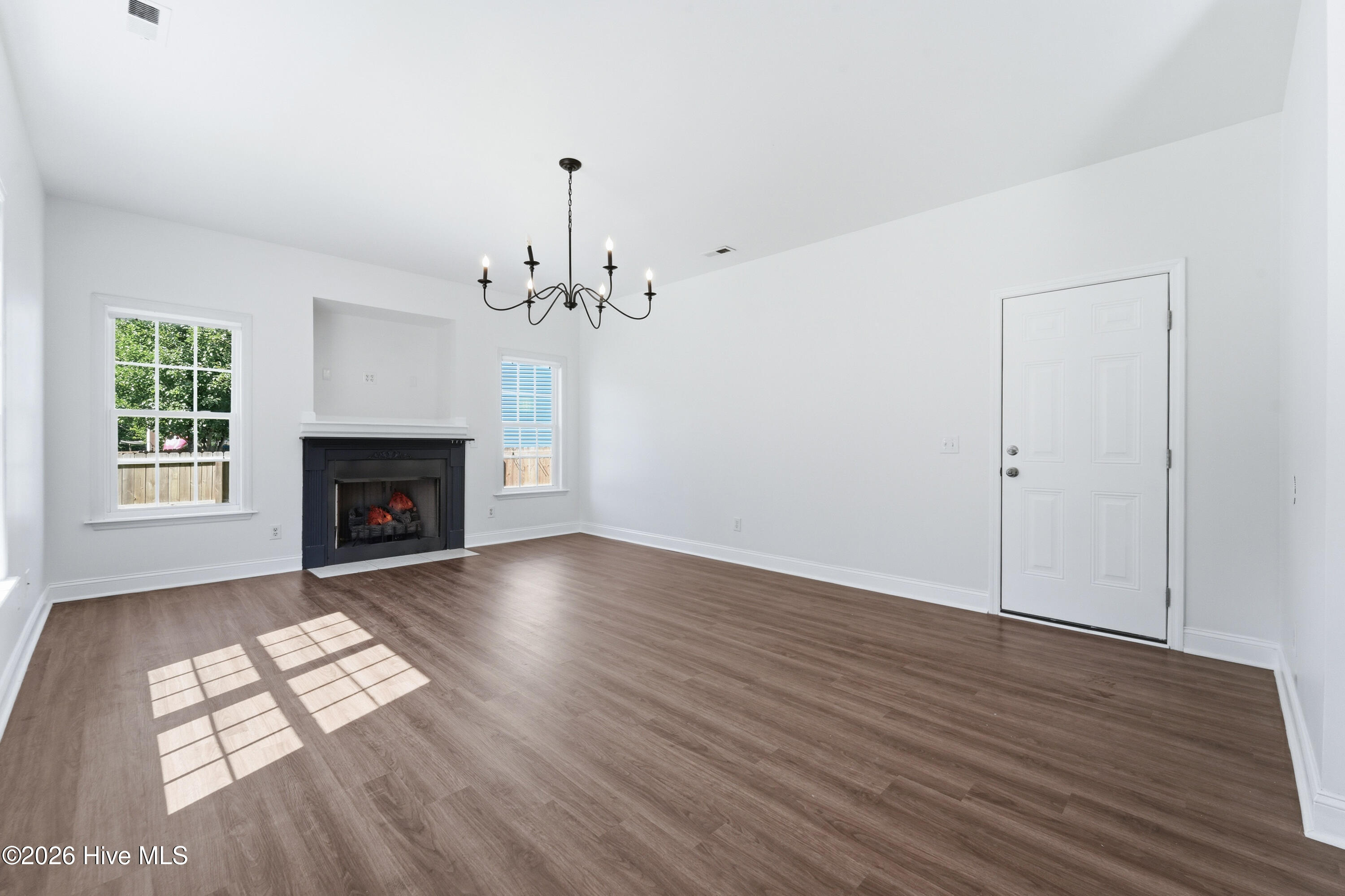 206 Margaret Court, Beulaville, NC 28518 Listing Photo  3