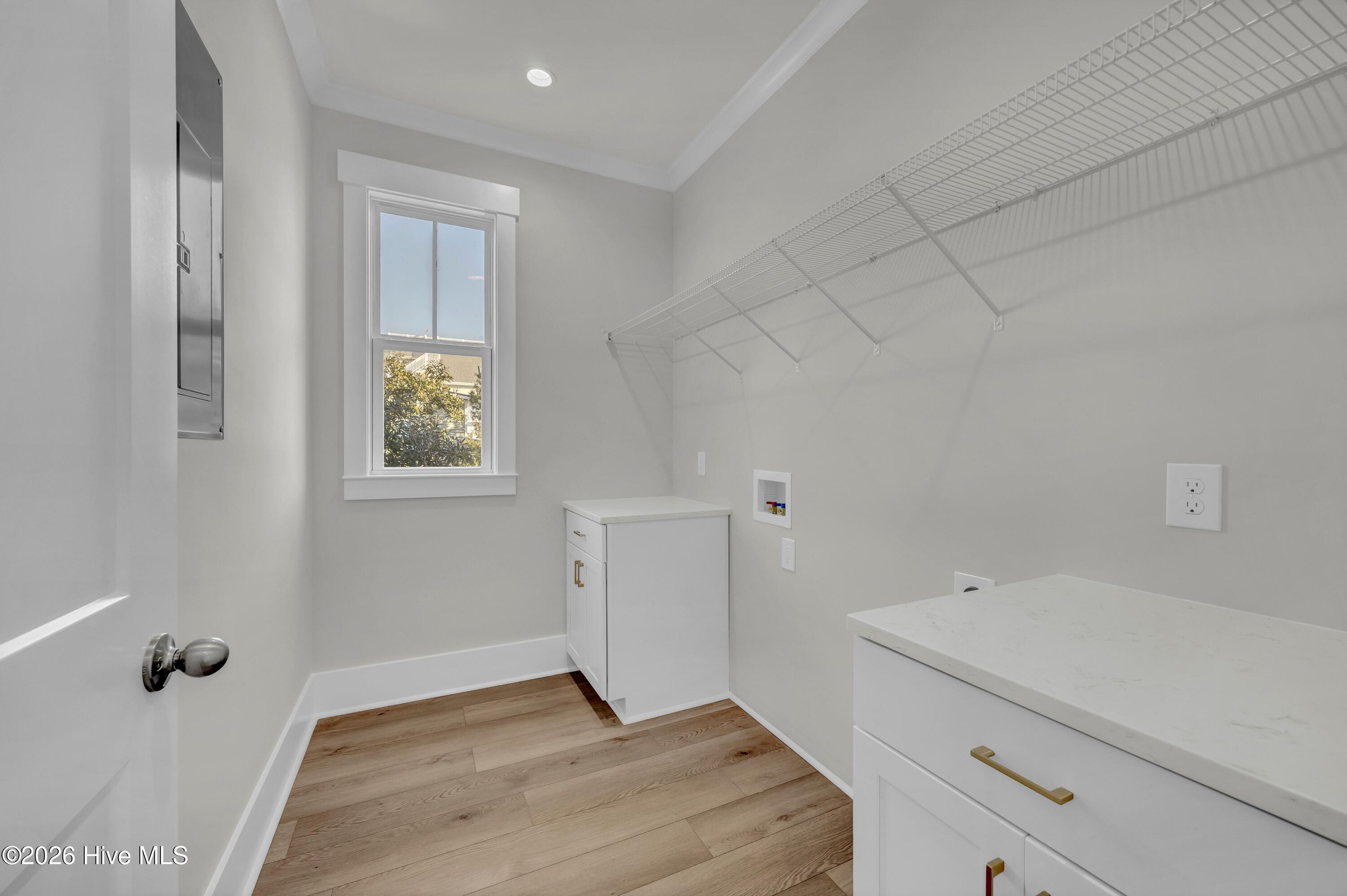 100547771 | Photo 24