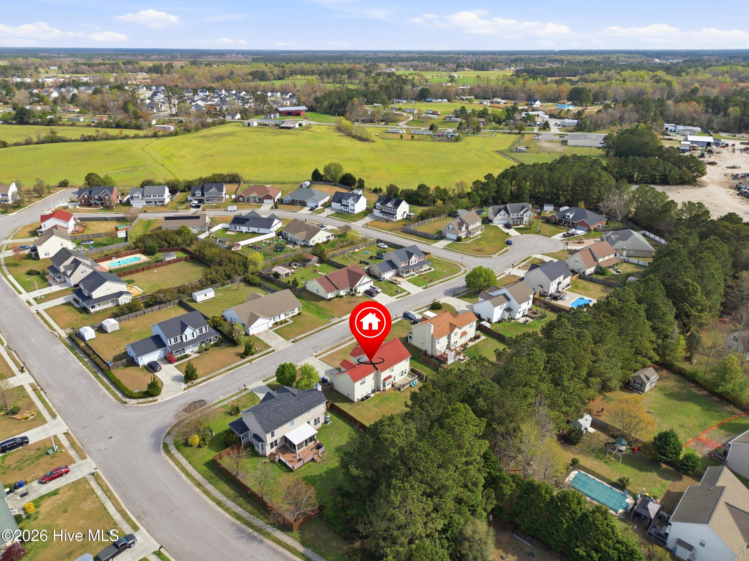 100561590 | Photo 29