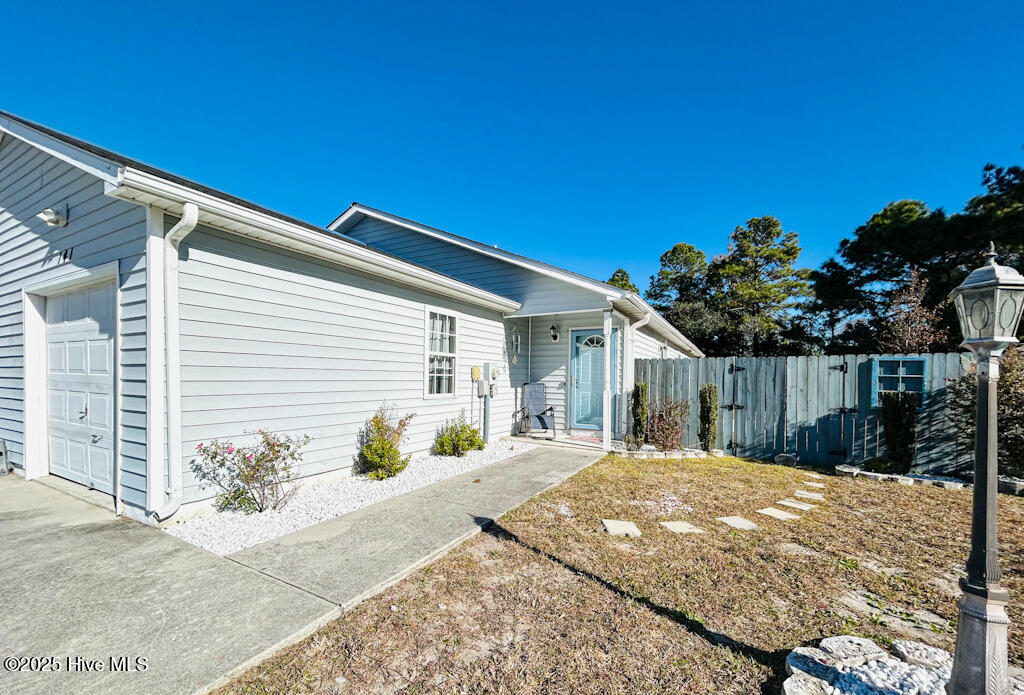 Homes for sale in Hubert, NC | 141 Charlton Rd, Hubert, NC 28539 | MLS# 100540831