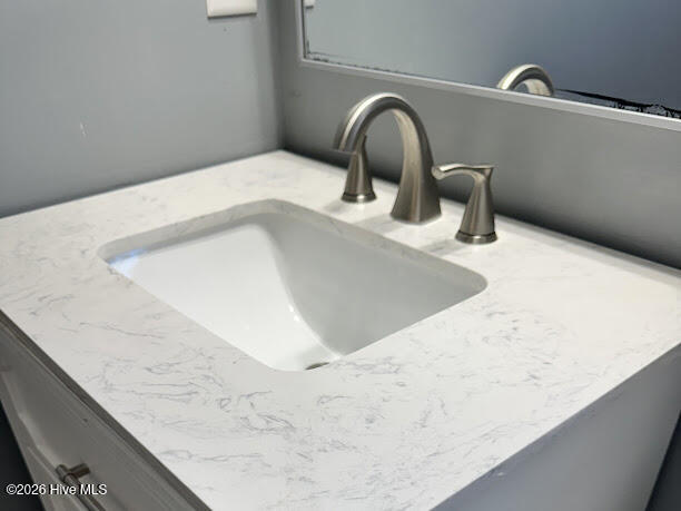 100547612 | Photo 24