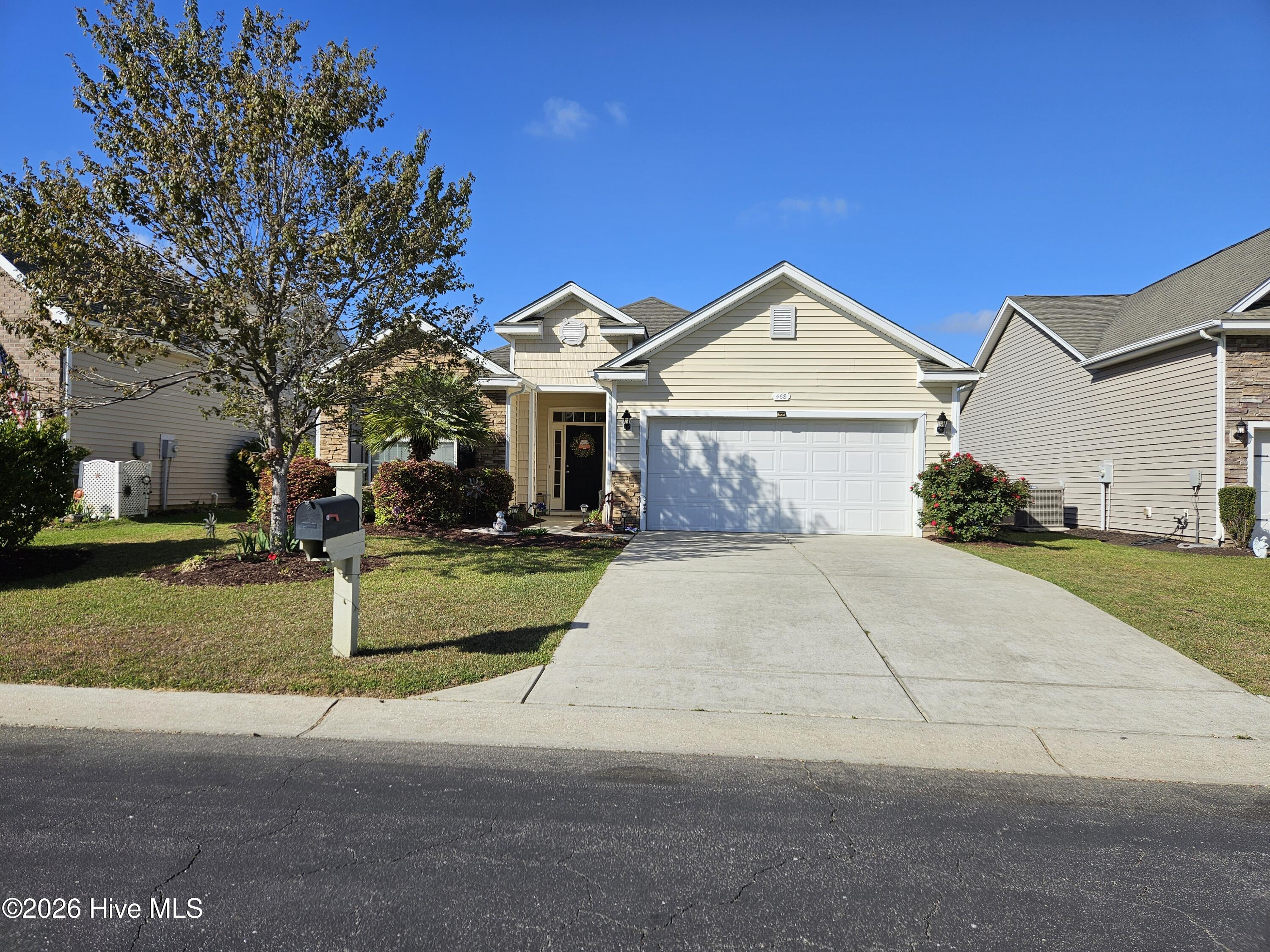 100565741 | Photo 34