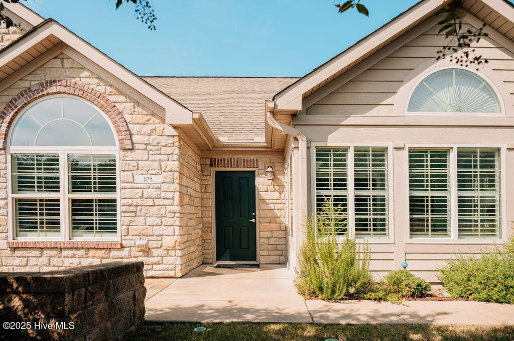 Homes for sale in Southern Pines, NC | 123 W Chelsea Ct, Southern Pines, NC 28387 | MLS# 100529669