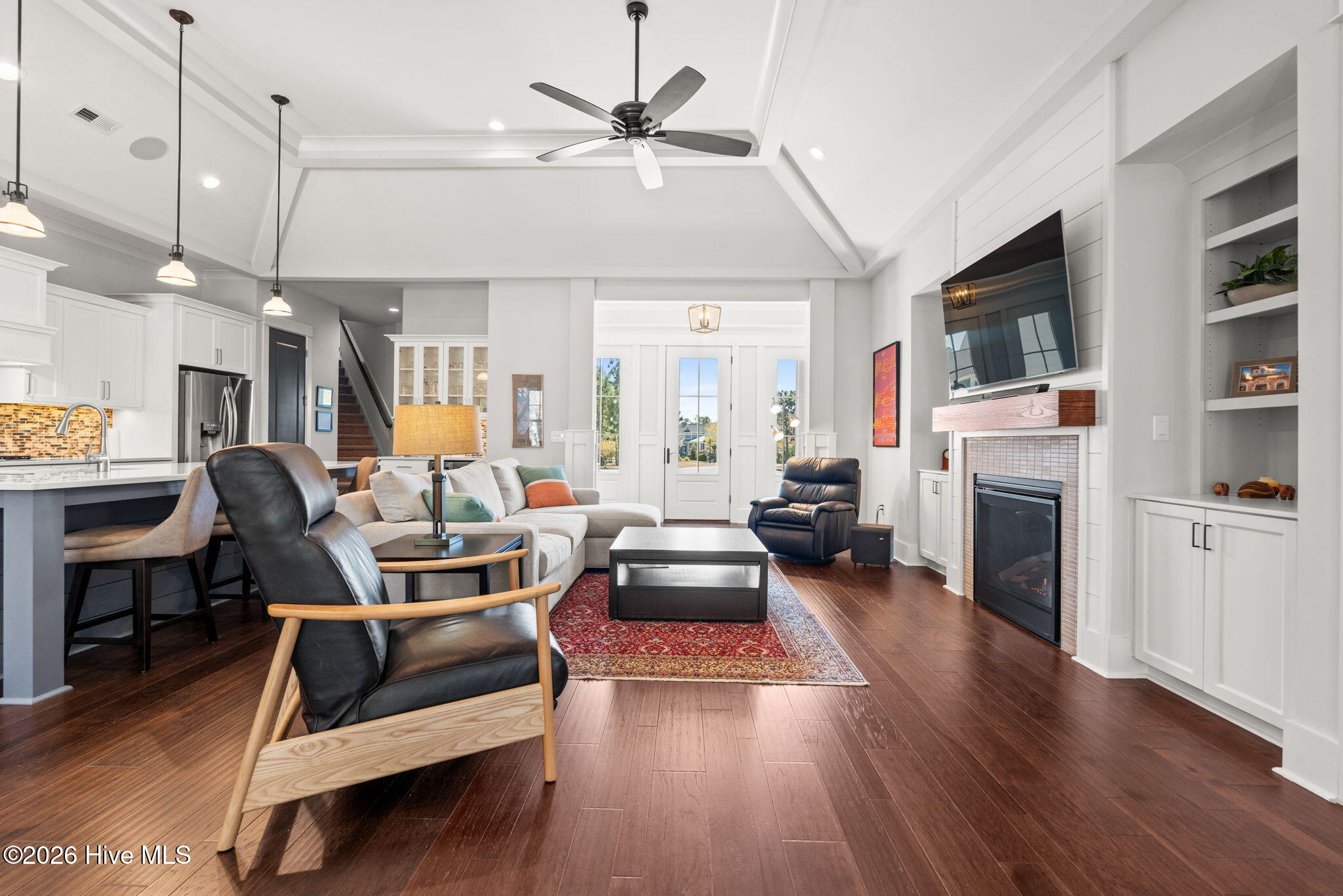 100564943 | Photo 10