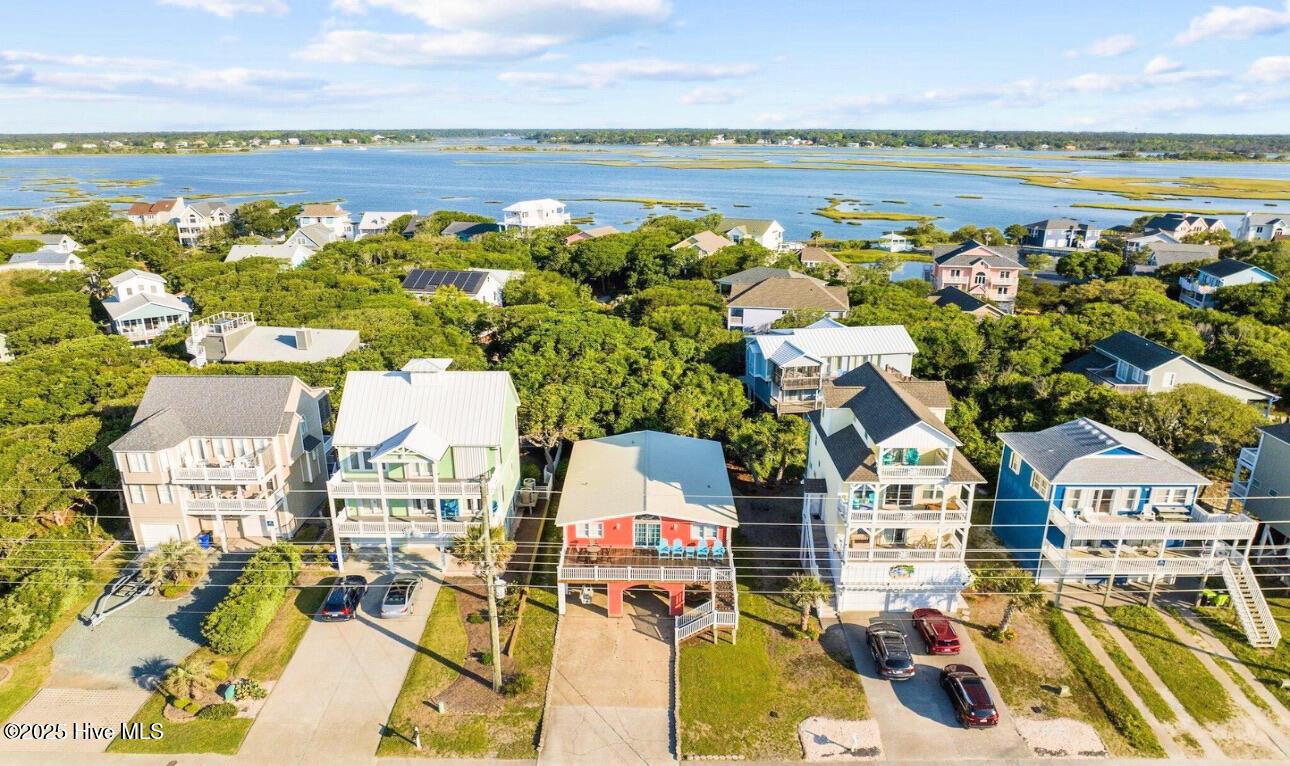 100522389 | Photo 10