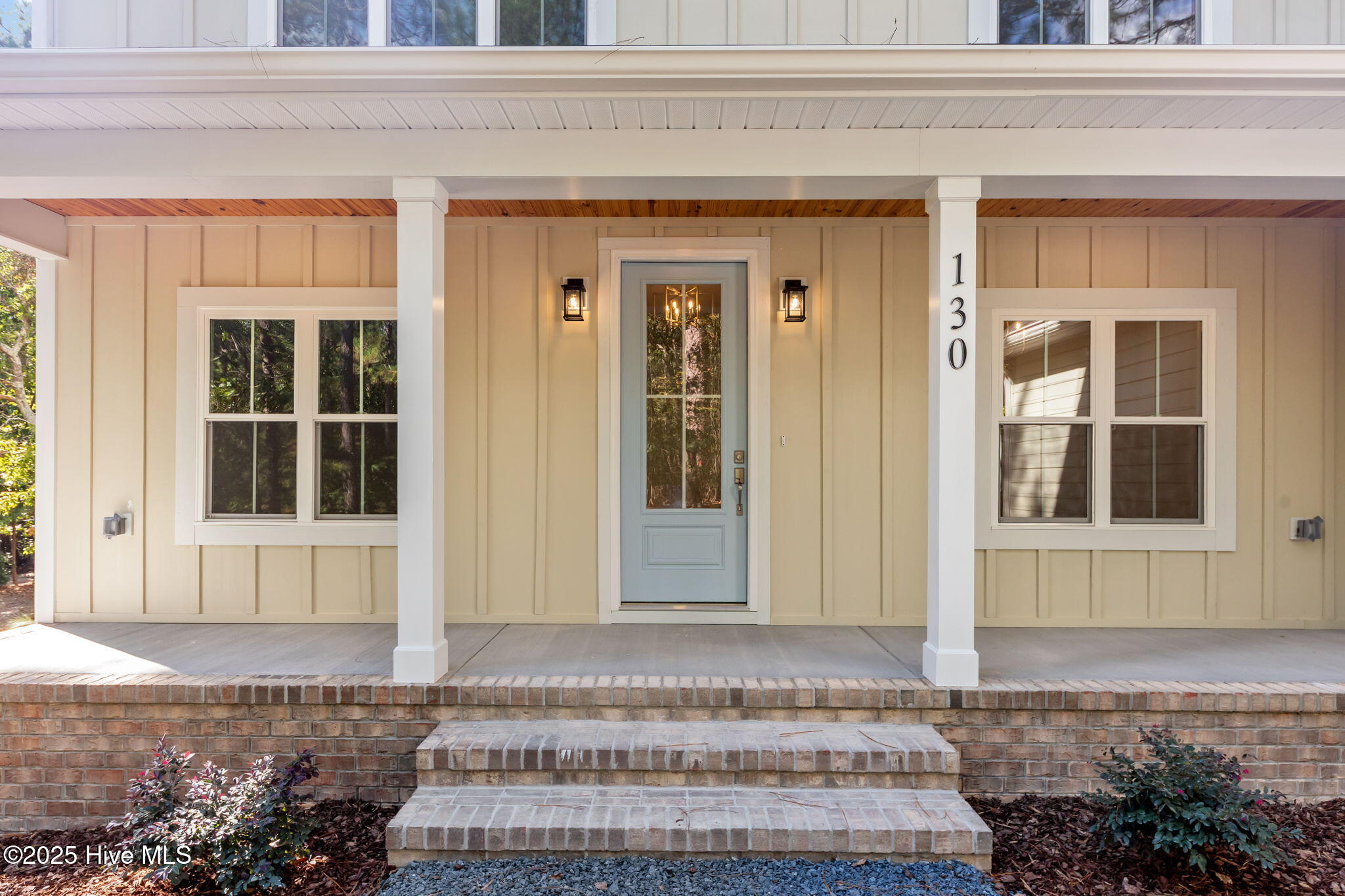 130 Torrey Pines Lane