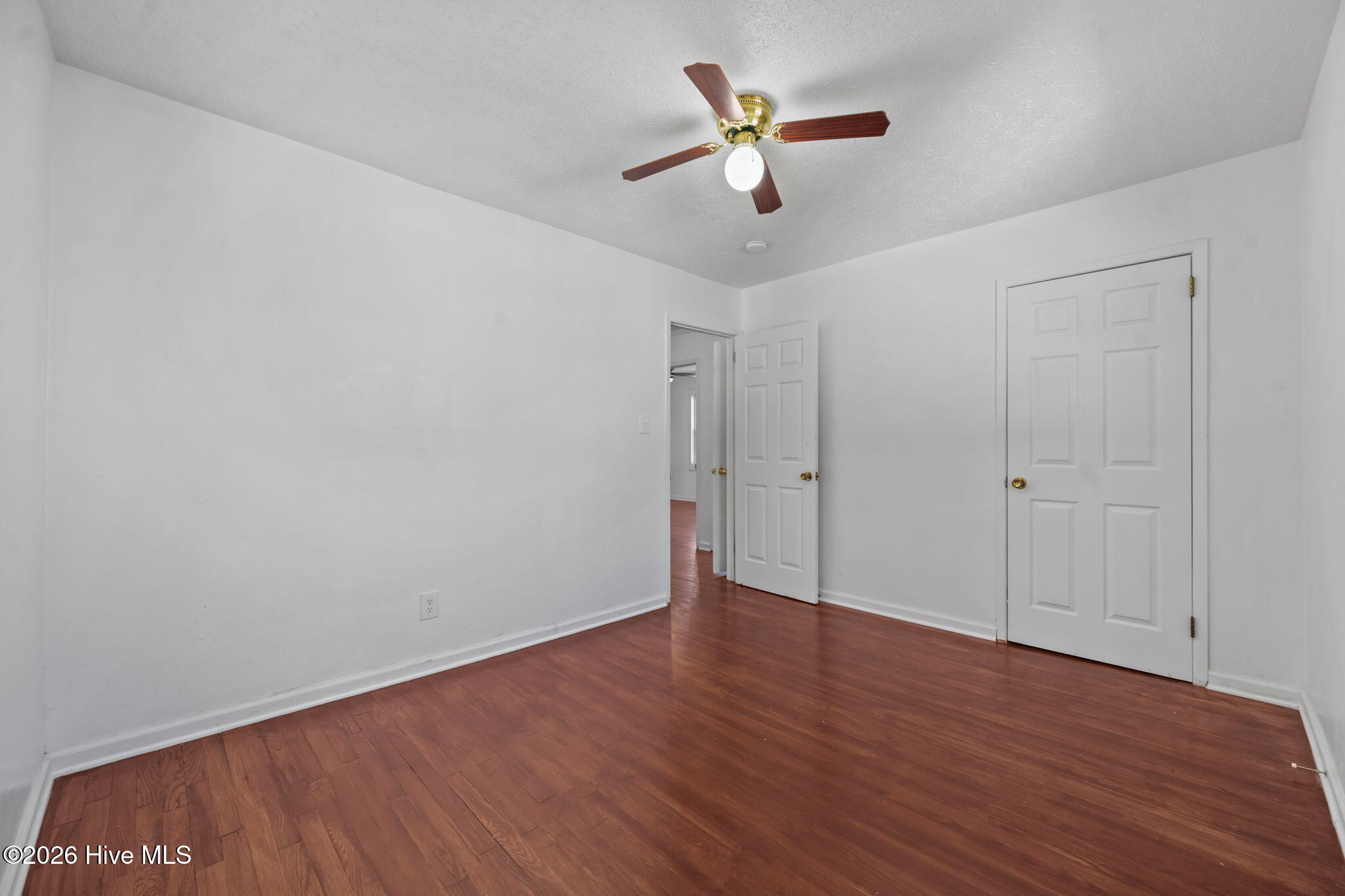 100547538 | Photo 18