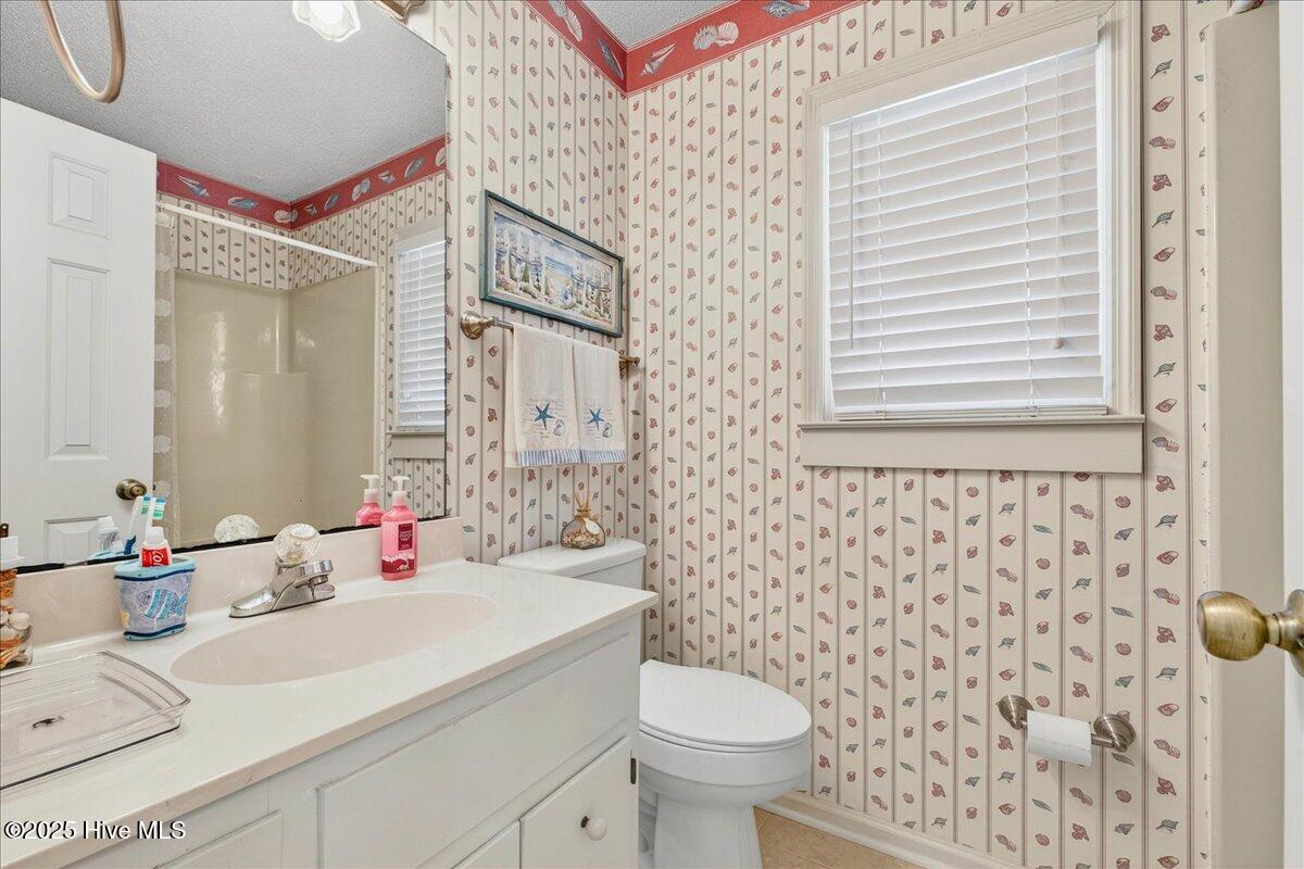 100532821 | Photo 32