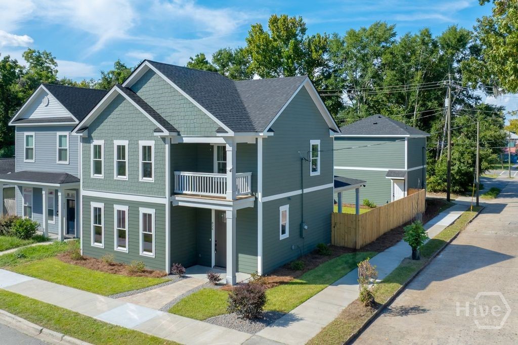 Property at 824 Bolton Street