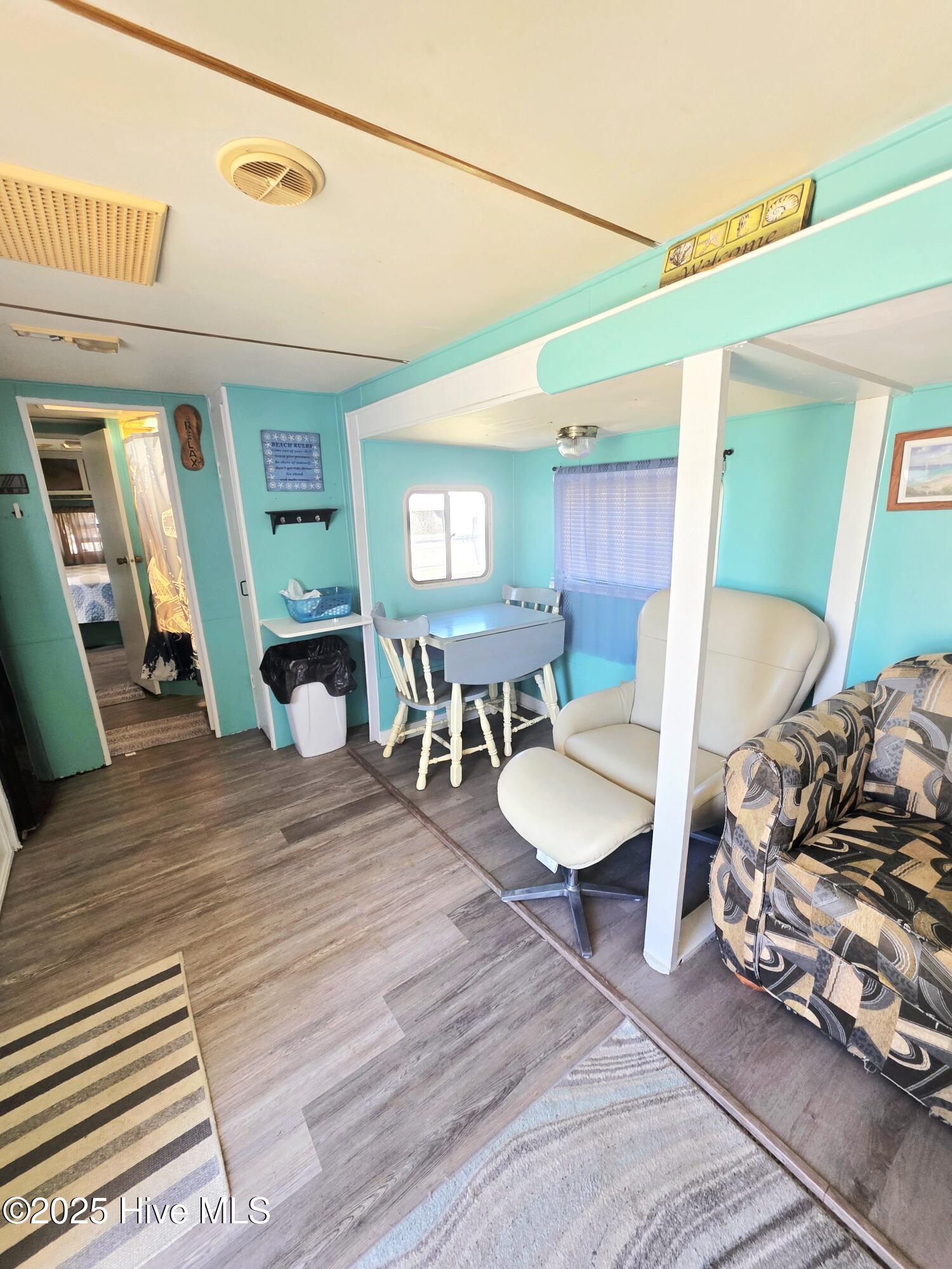 100495814 | Photo 18