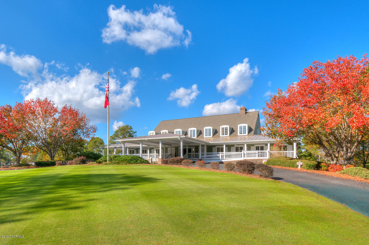 100555896 | Photo 69