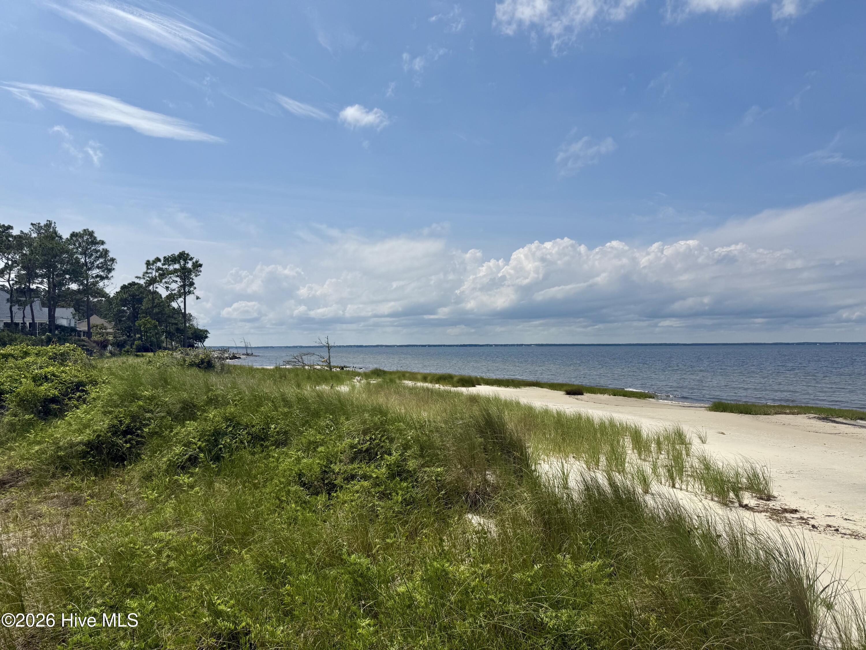 558 Sandy Point Drive,Beaufort