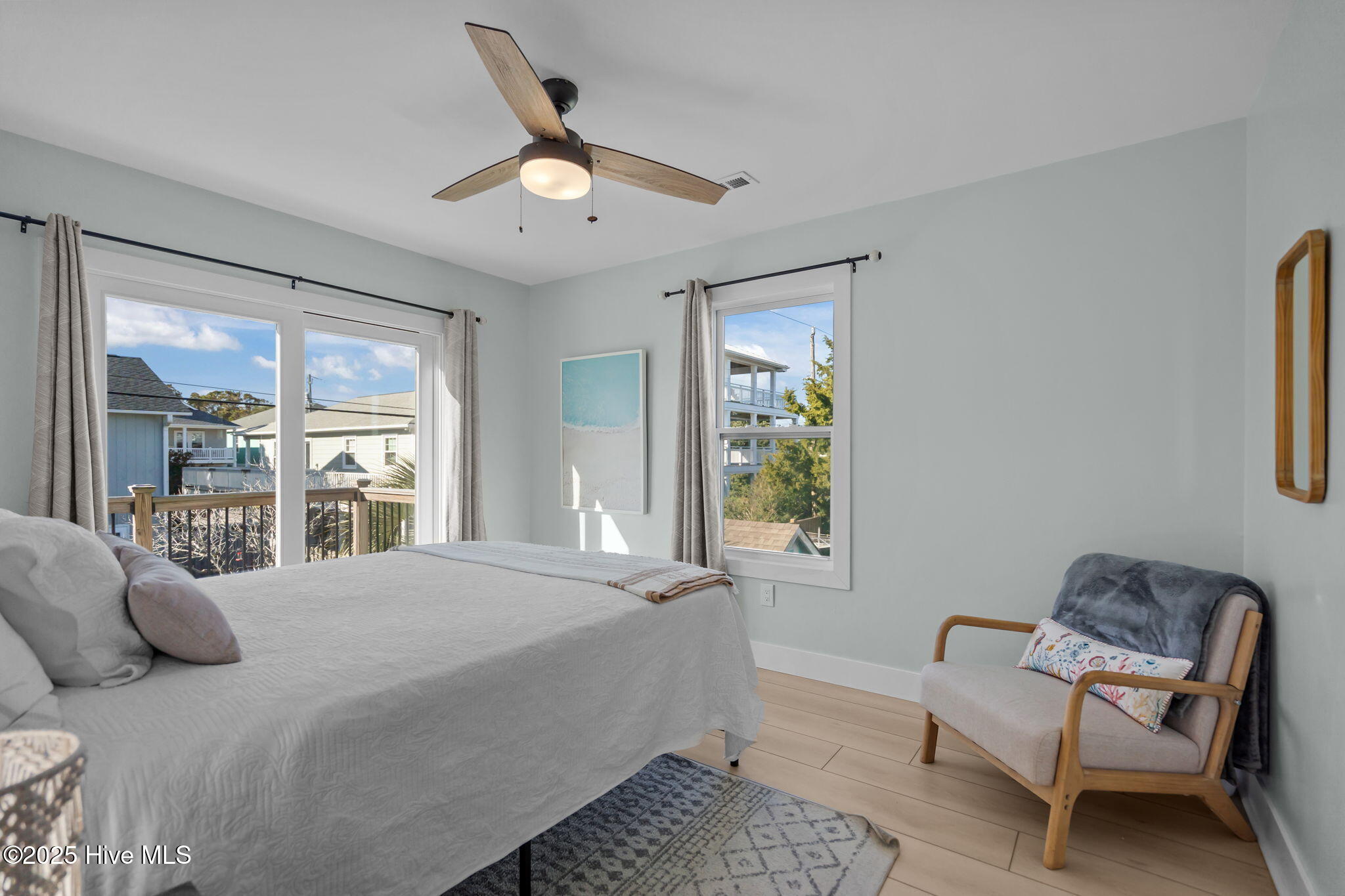 100541863 | Photo 31