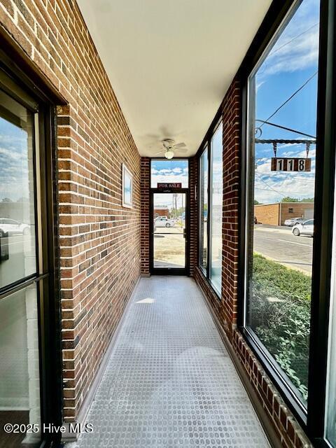 100533527 | Photo 11