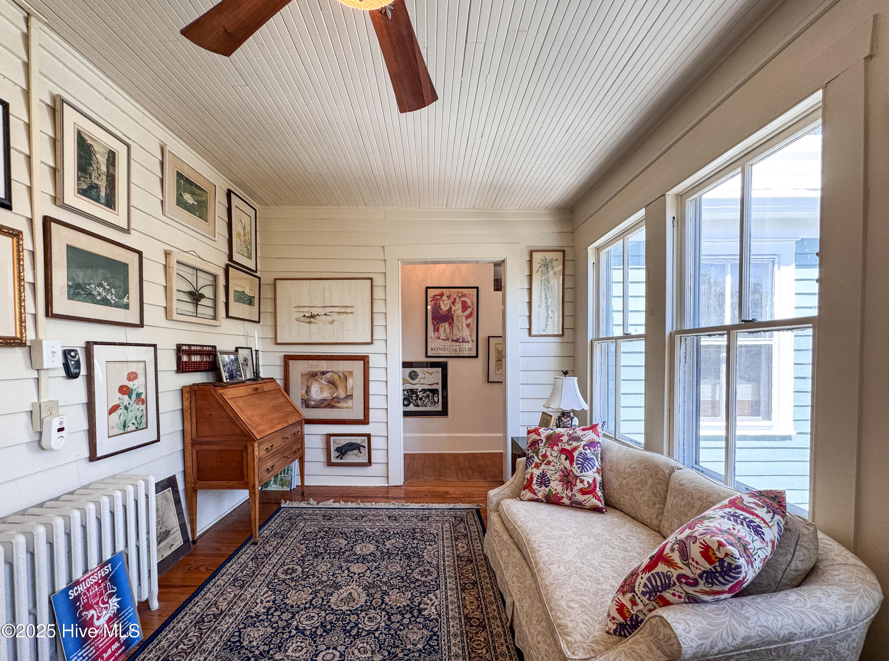 100501936 | Photo 75