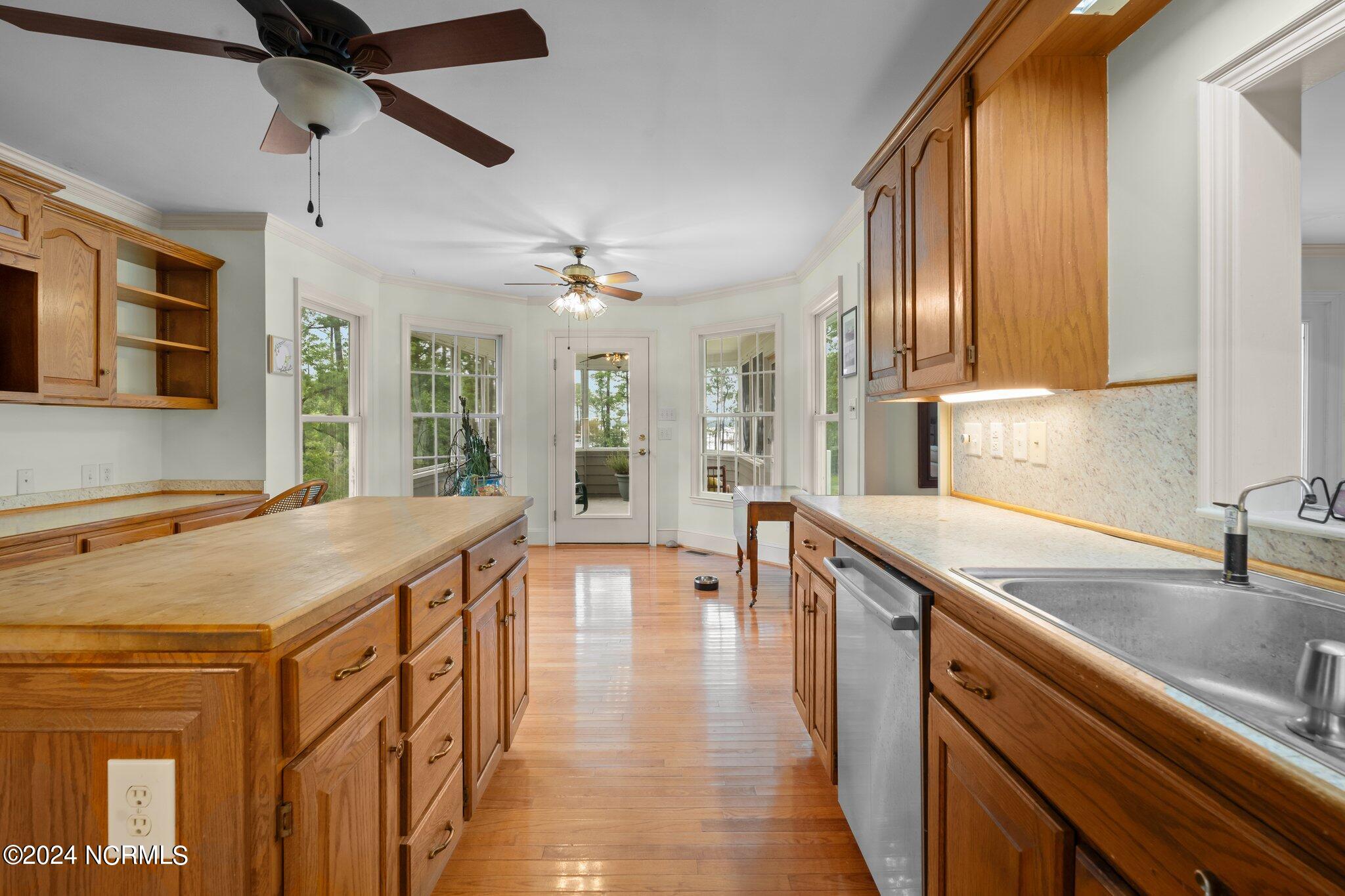 1039 Pasture Point Road,Merritt