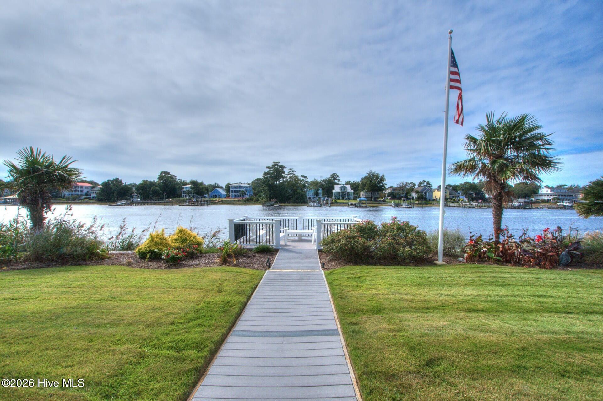 100553459 | Photo 99