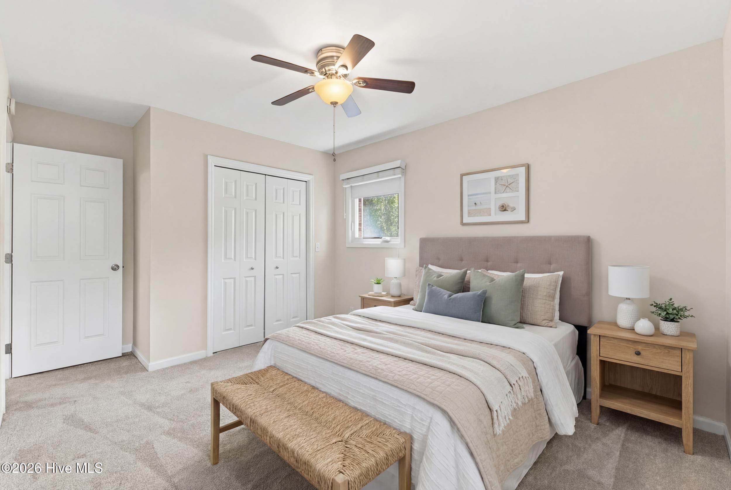 100565725 | Photo 29