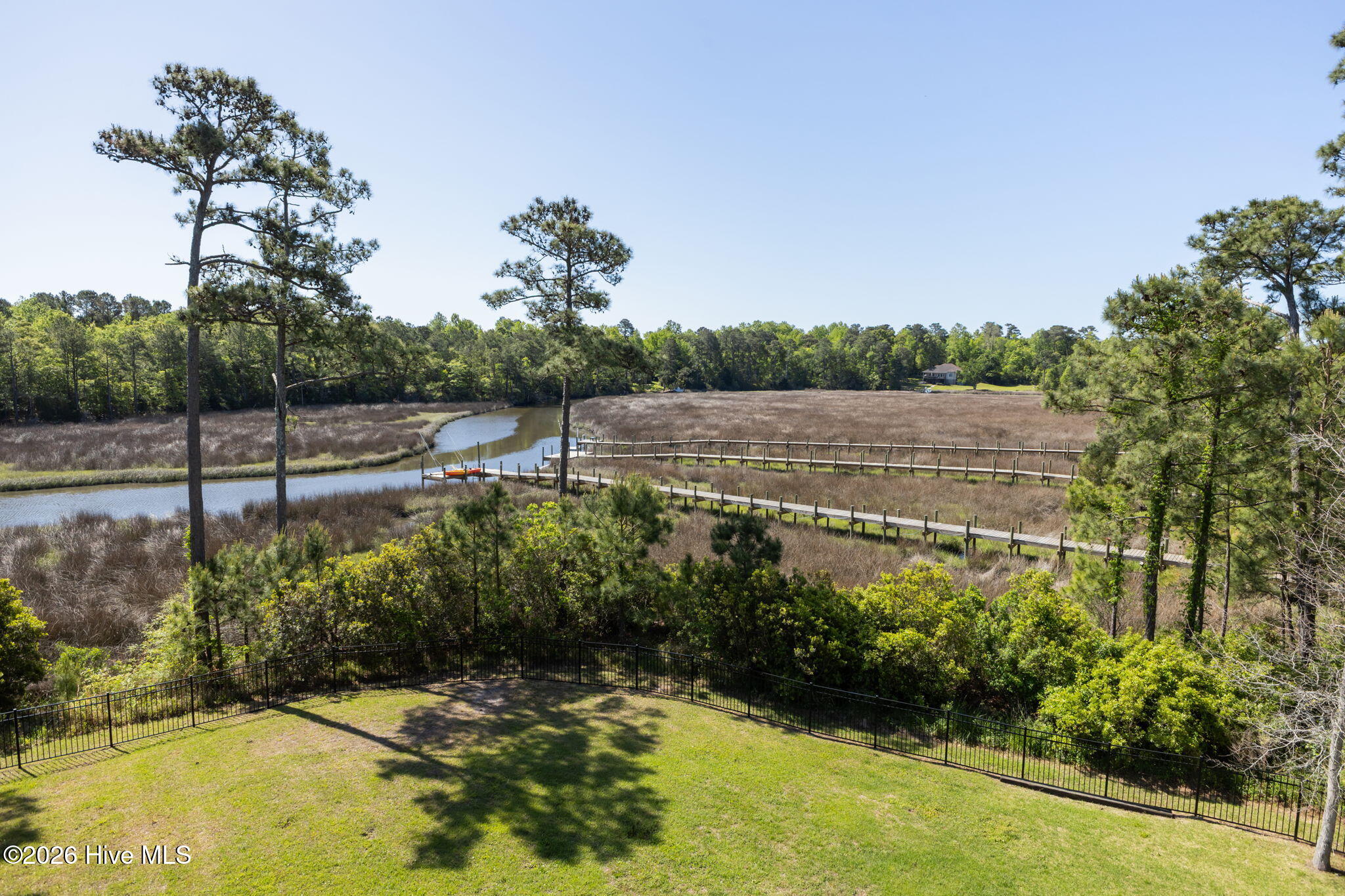400 Garland Shores Drive,Hubert