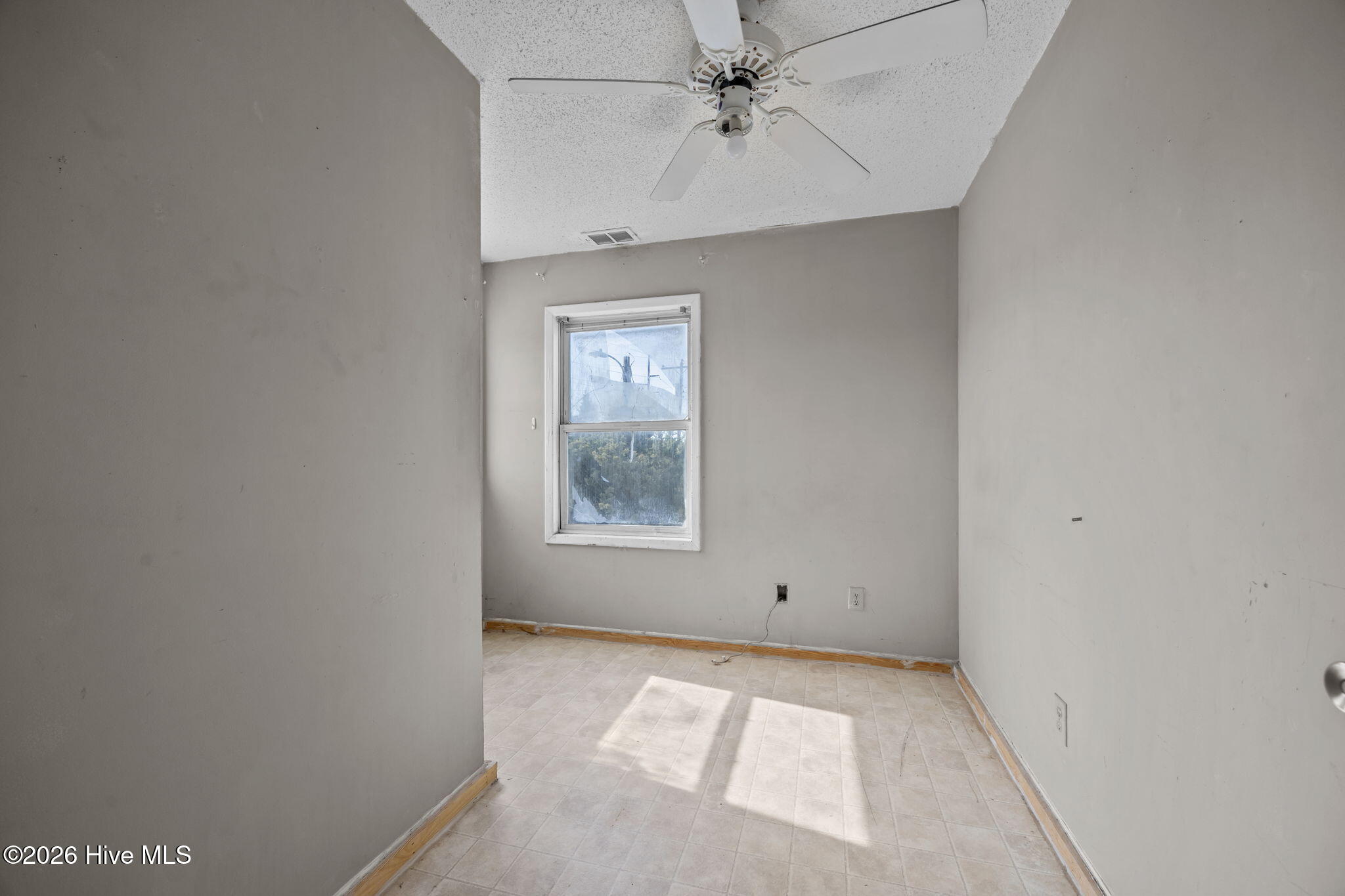 2501 Avery Street,Morehead City
