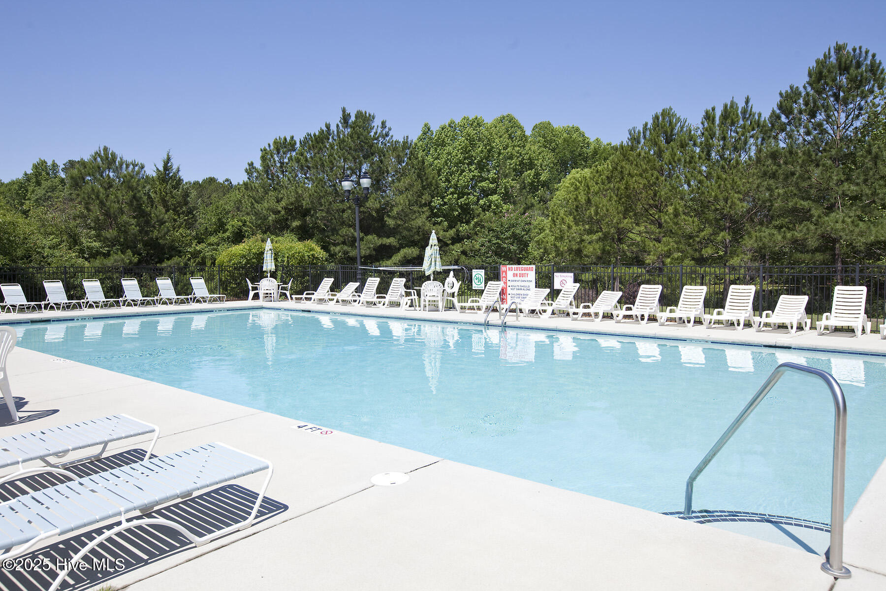 100497692 | Photo 54