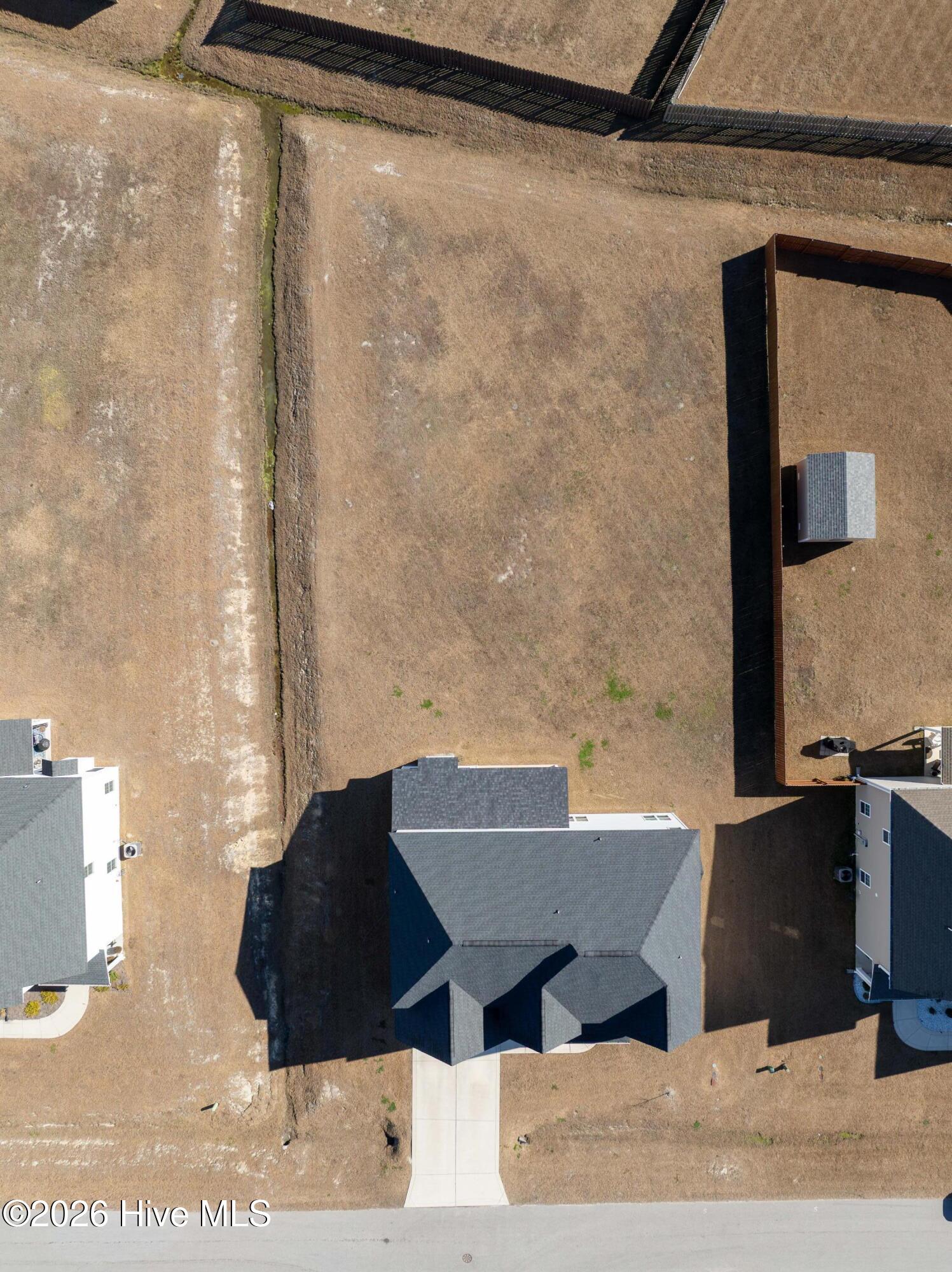 100549556 | Photo 41