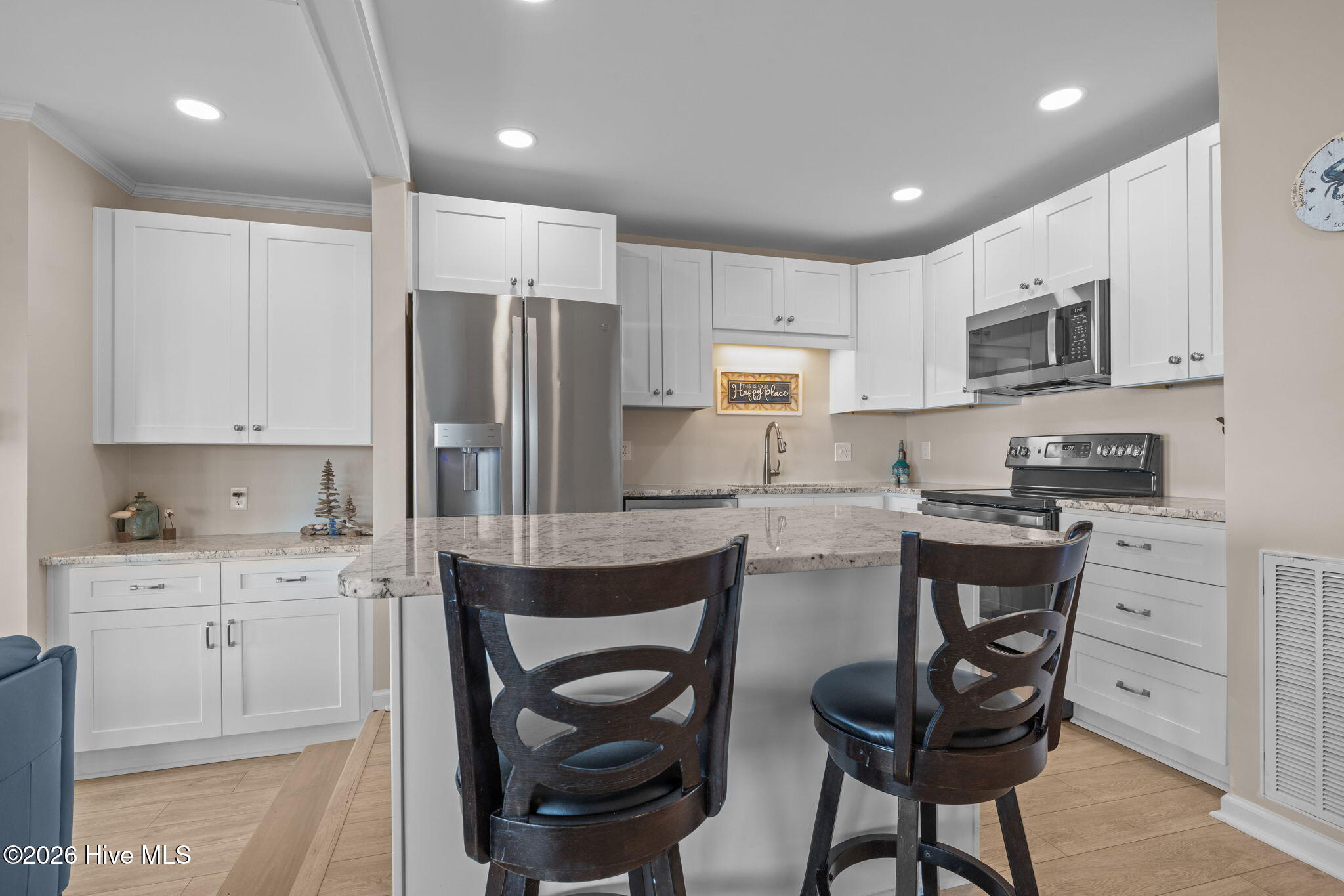 100555254 | Photo 12