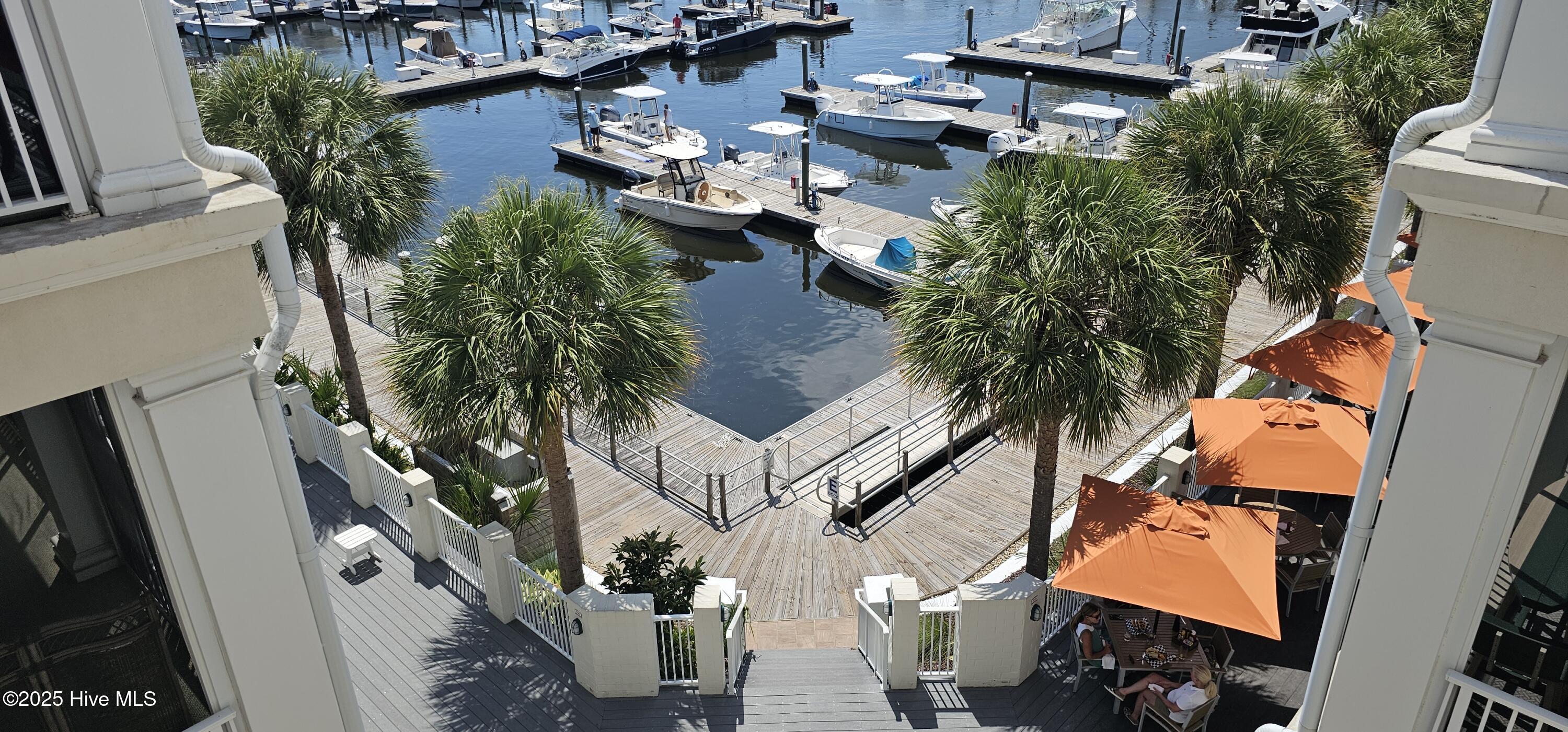 100551357 | Photo 41