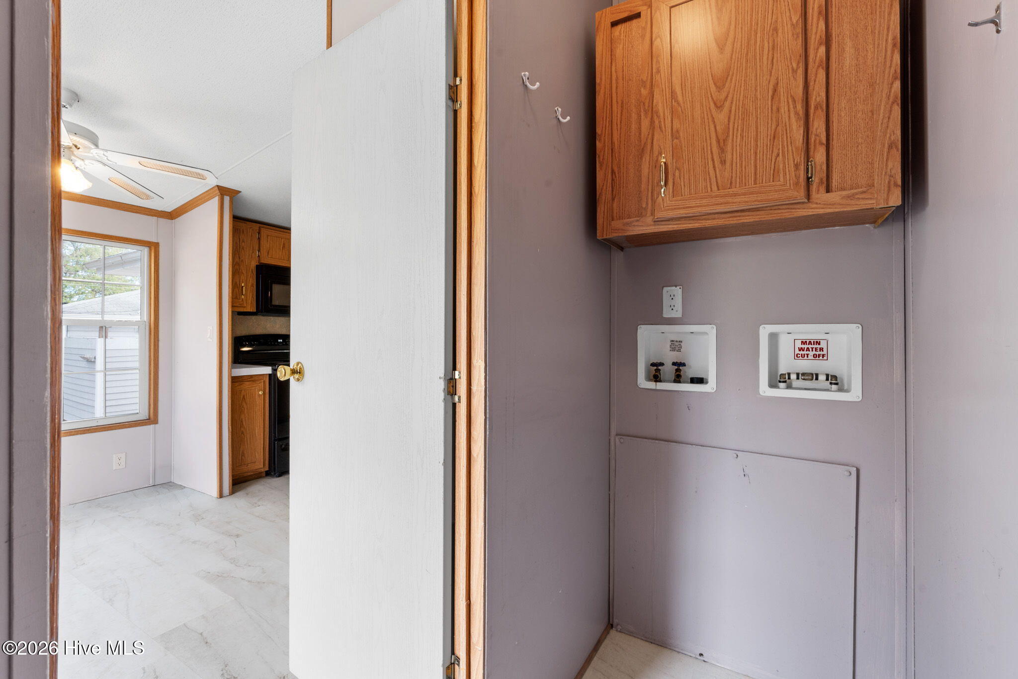 100564701 | Photo 34