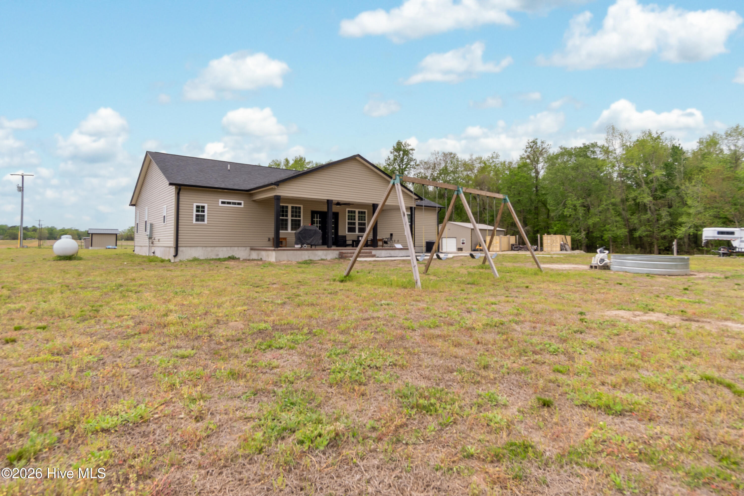 1560 White Oak River Road,Maysville