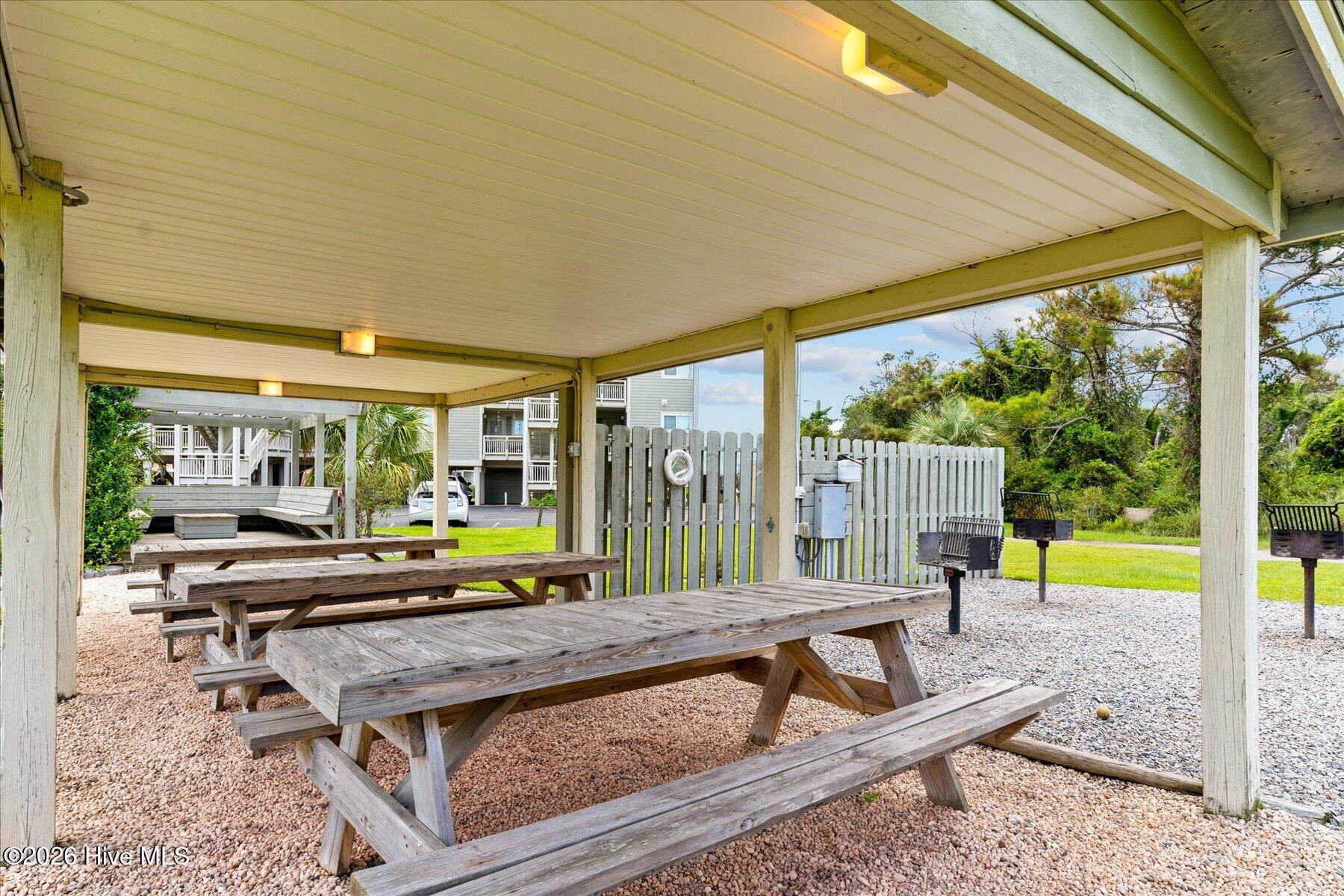 100564383 | Photo 53