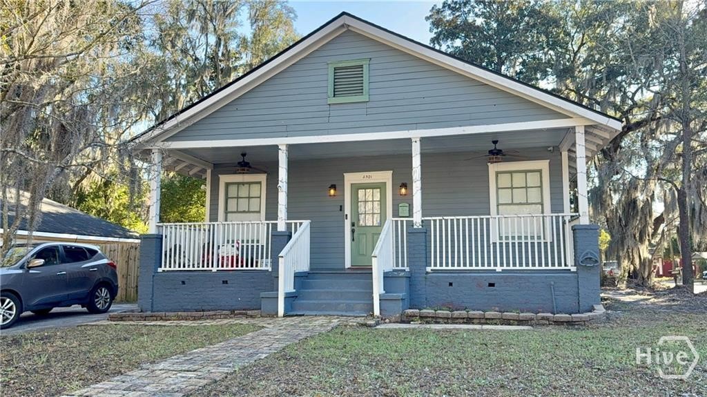 221 E 49th Street, Savannah, GA, 31405