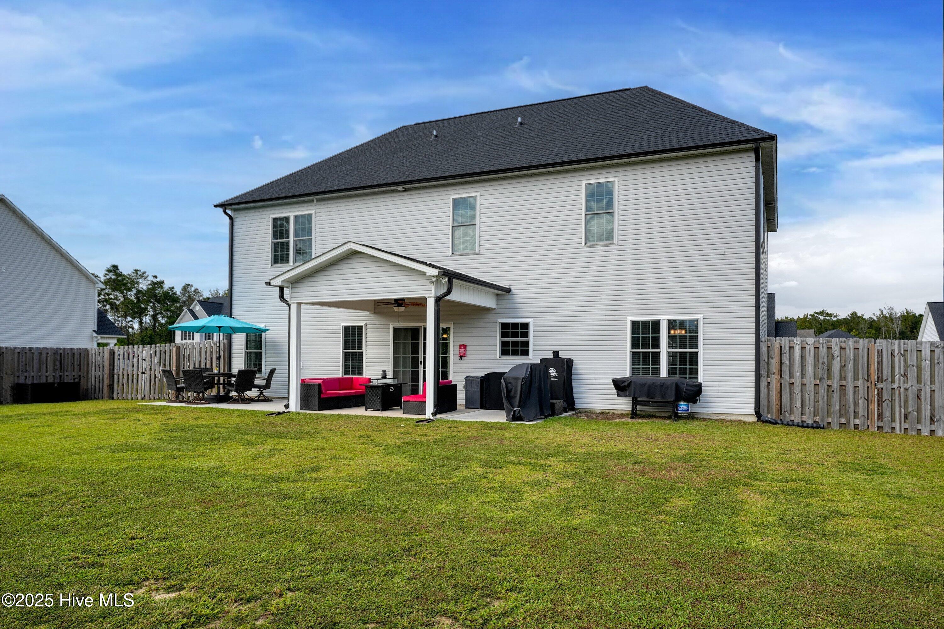 100530262 | Photo 38