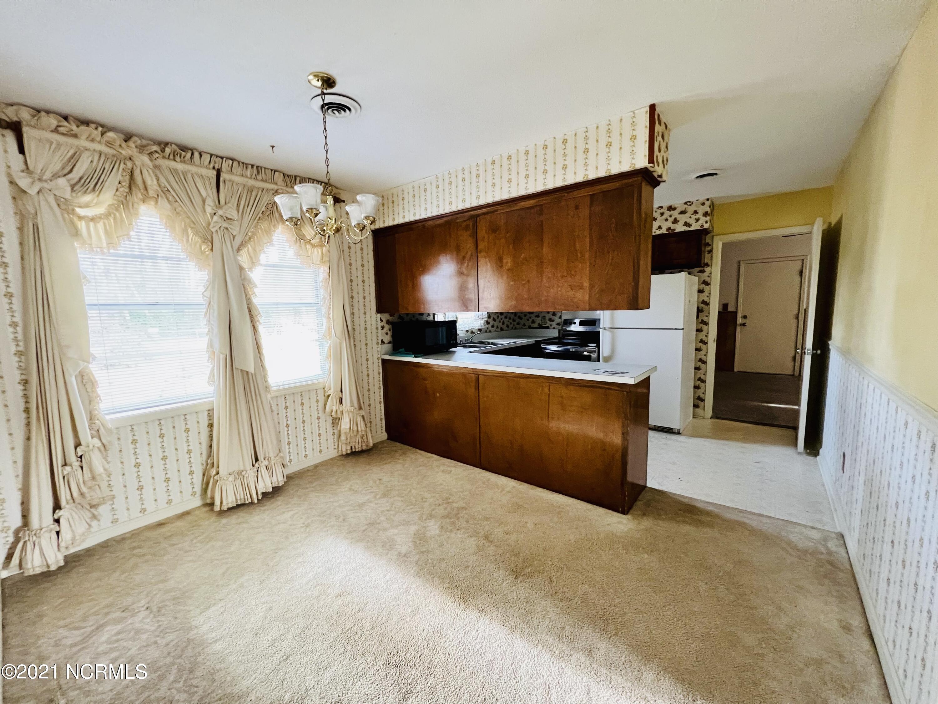 104 Howell Drive, Jacksonville, NC 28540 – photo 11