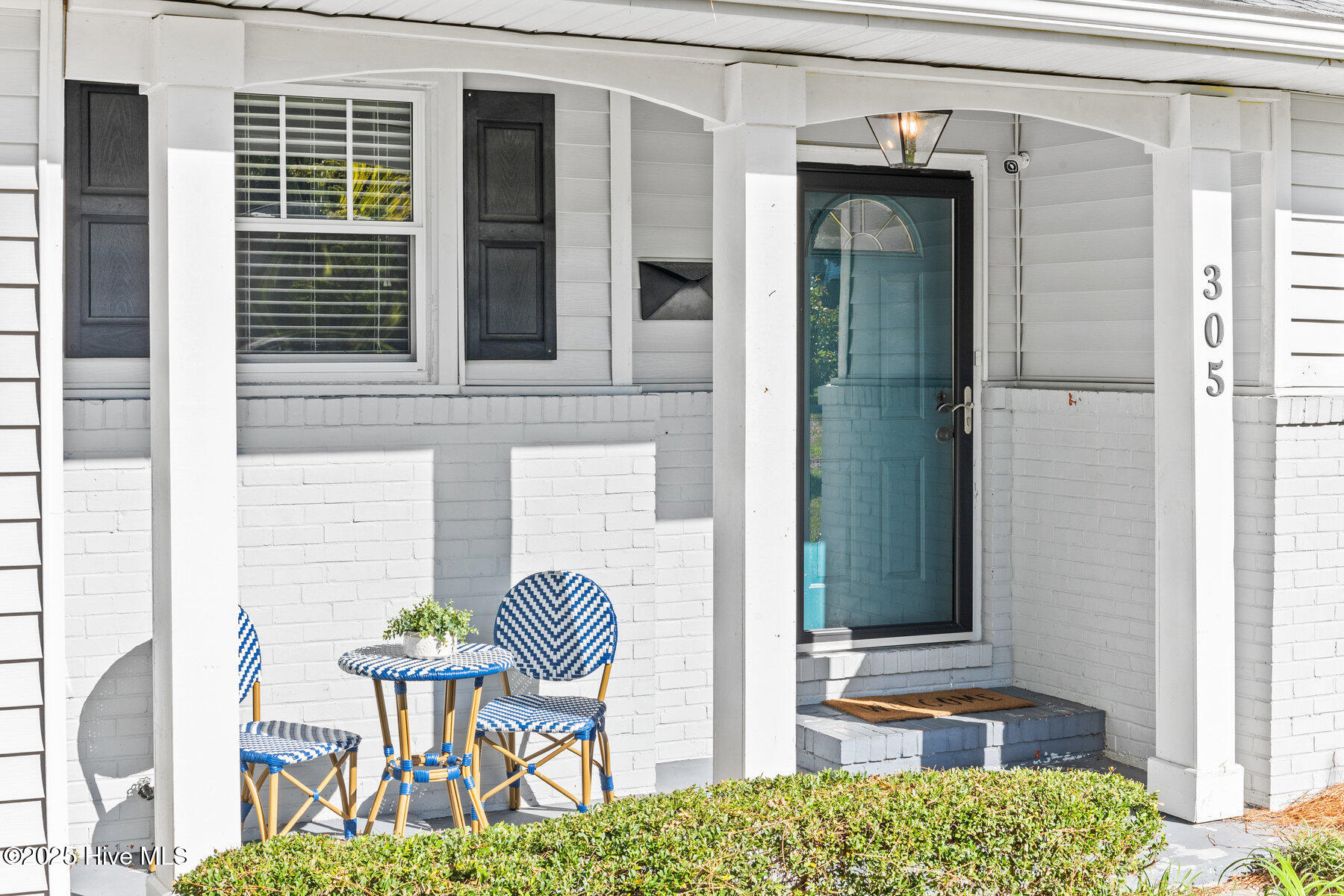 305 Wayne Drive, Wilmington, NC 28403 – photo 4: 005_305_wayne_drive_-05_301