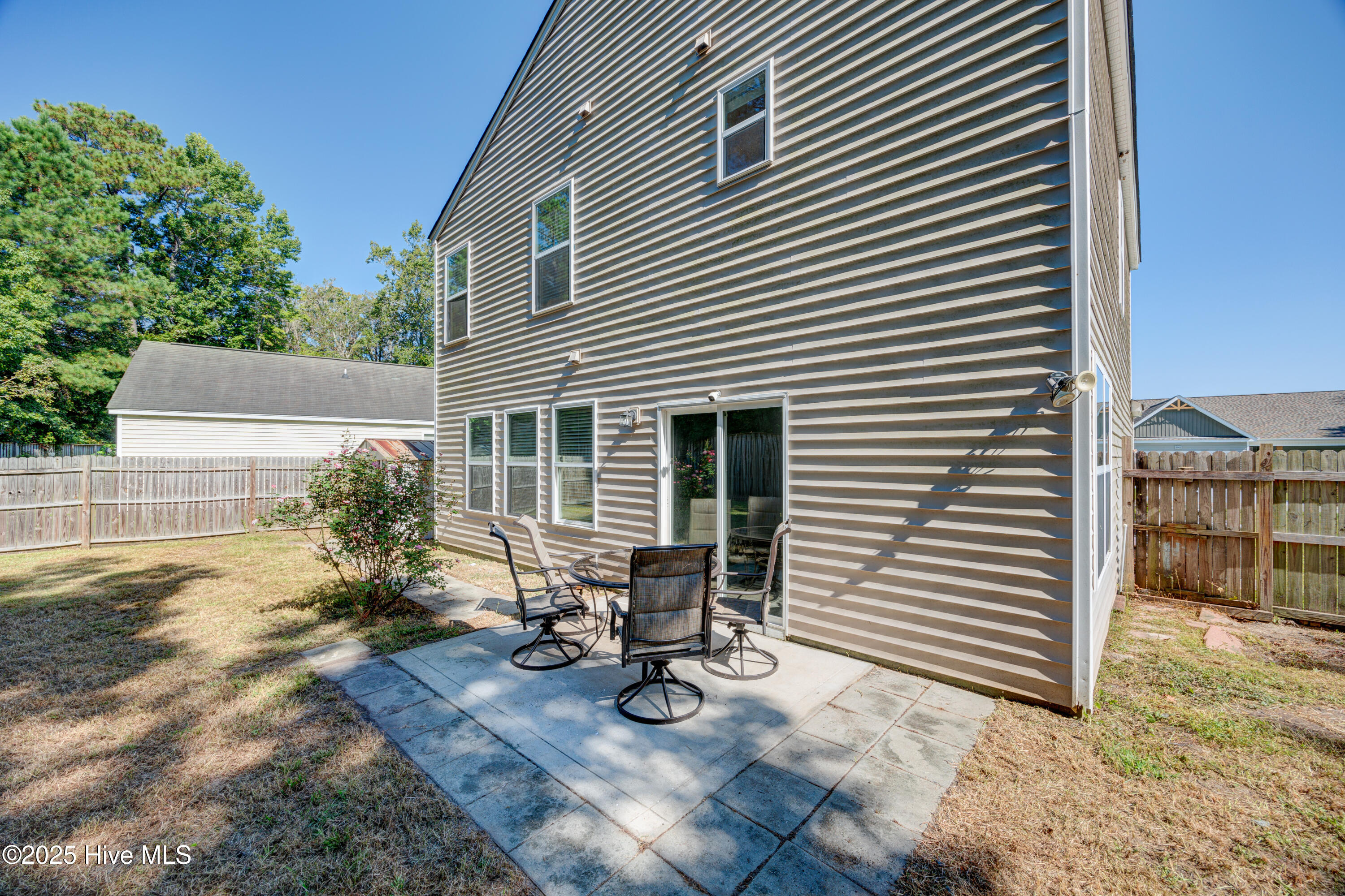 100530947 | Photo 37