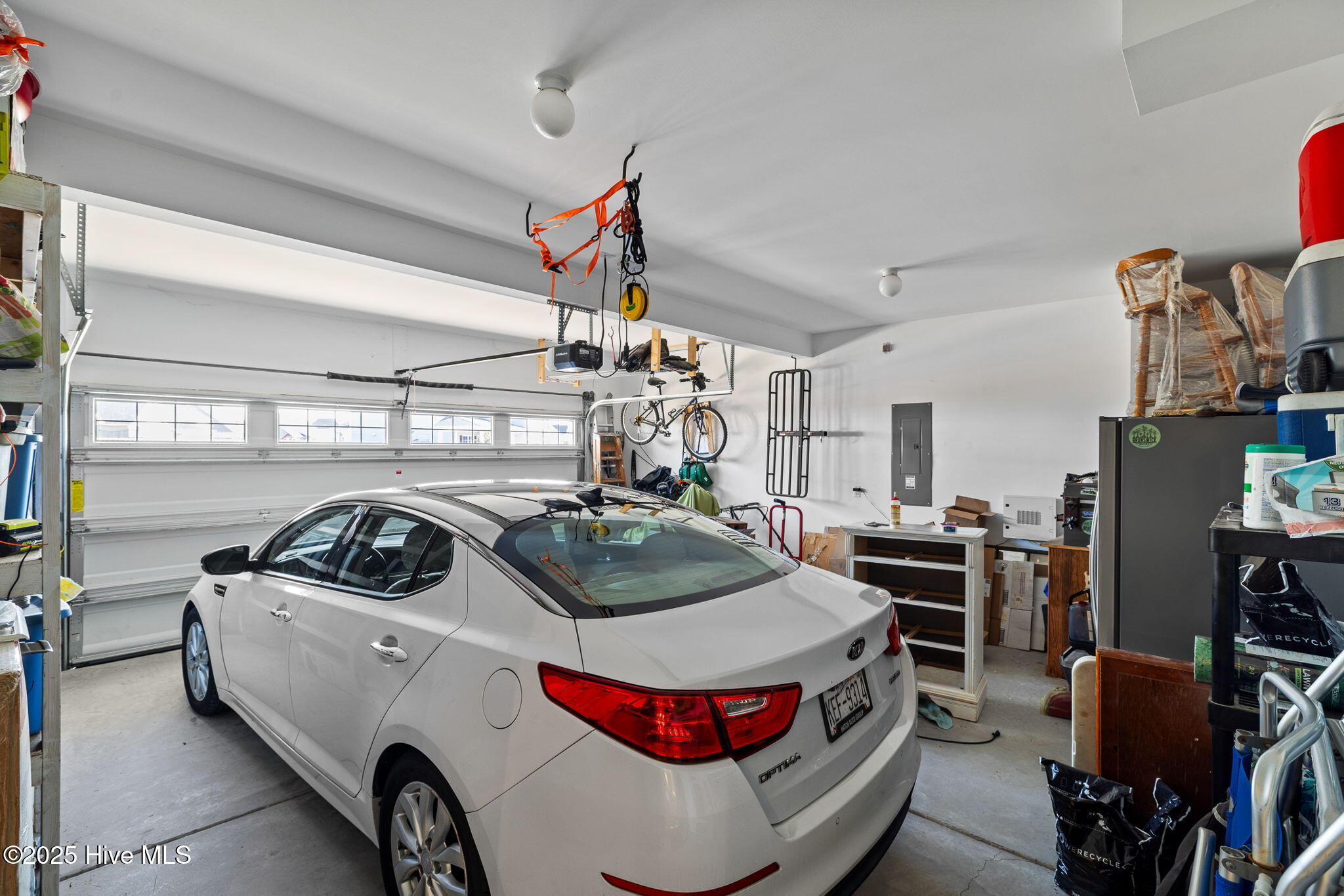 100541637 | Photo 43