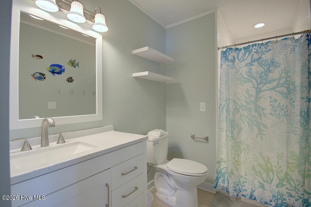 100556591 | Photo 40