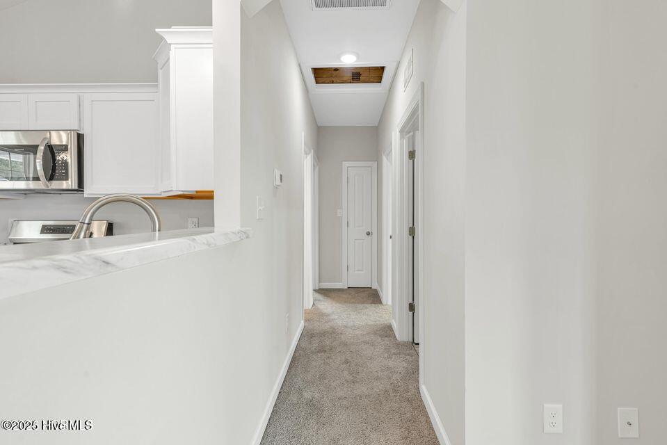 100541742 | Photo 26