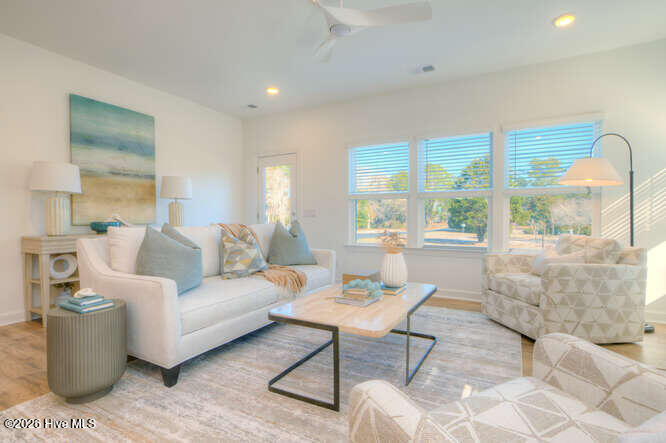 100555461 | Photo 10