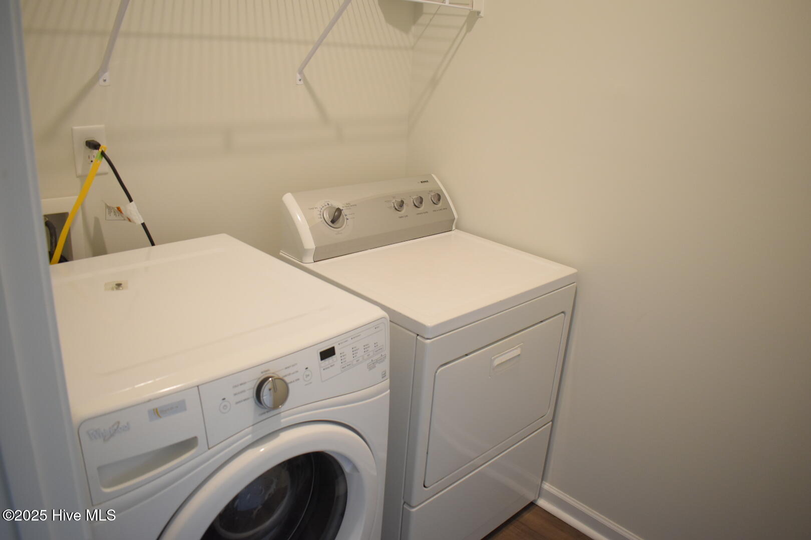 100535497 | Photo 18