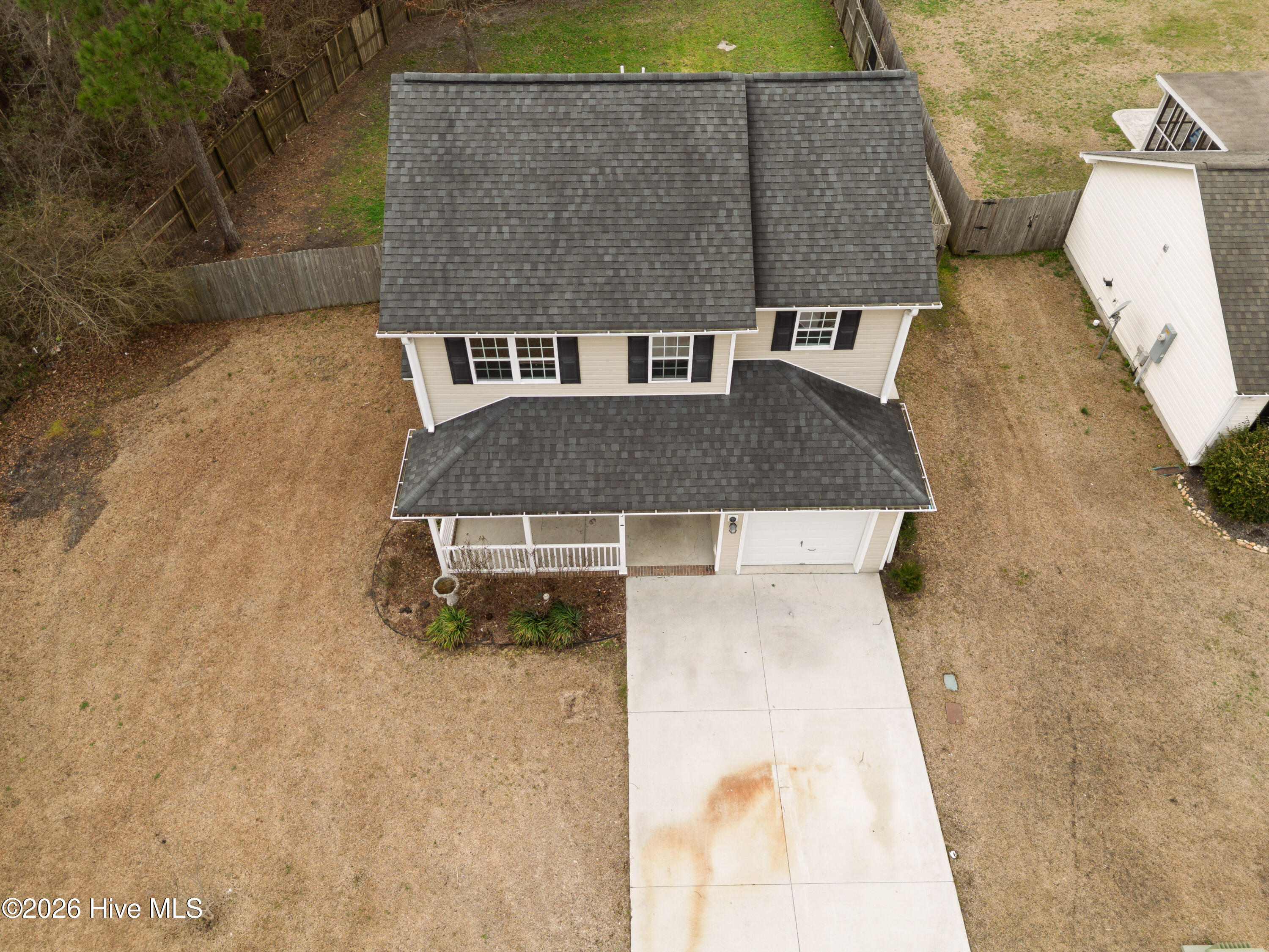 100557262 | Photo 46